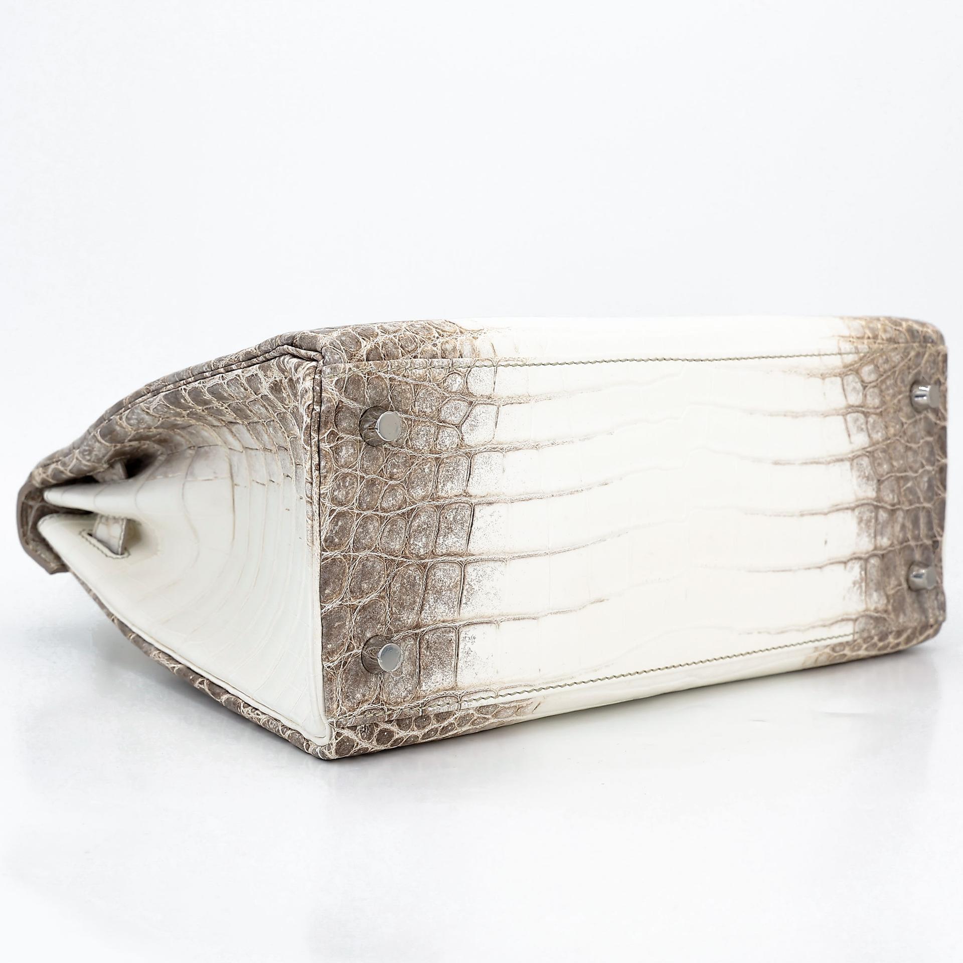 Unused ( Rank NS ) HERMÈS Limited Edition Kelly 28 Himalaya Matte Niloticus Crocodile Diamond White Gold hardware Z (2021) - 9