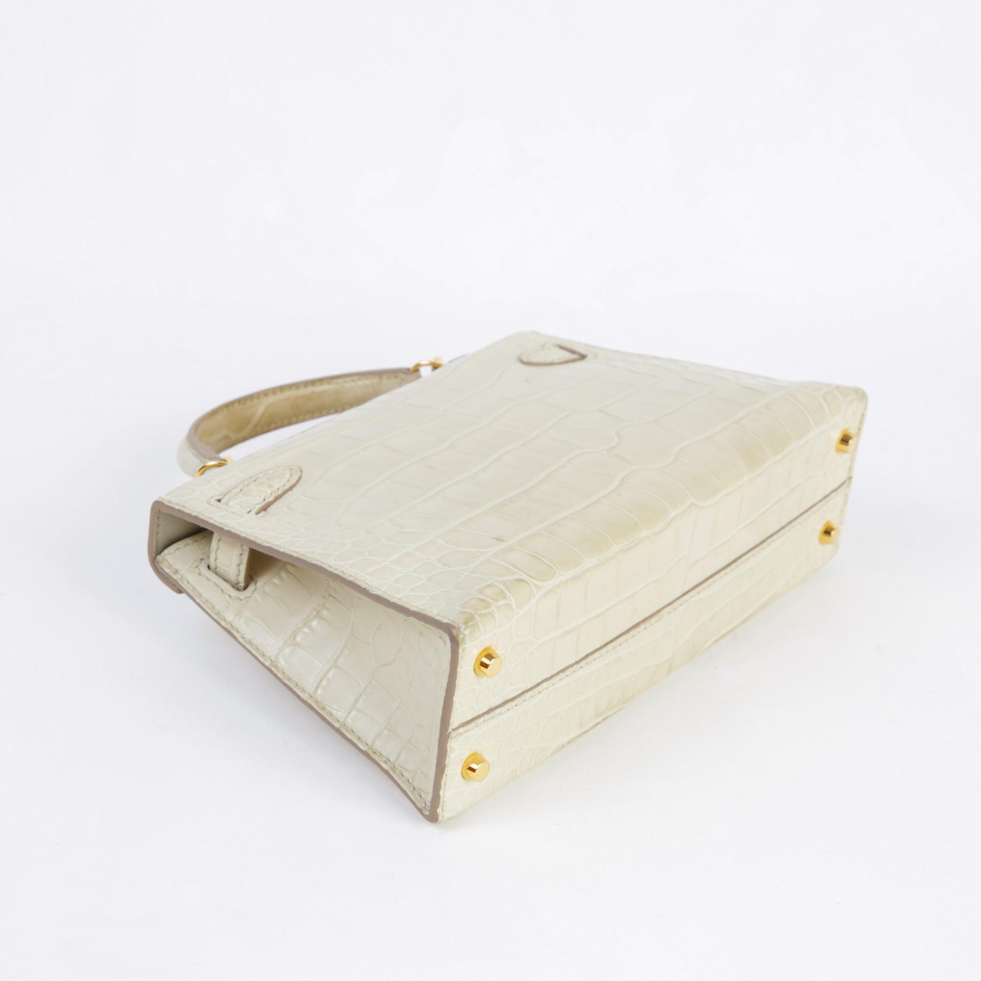 Very Good ( Rank A) HERMÈS Mini Kelly II Beton (8L) Matte Alligator Gold hardware U (2022) - 8