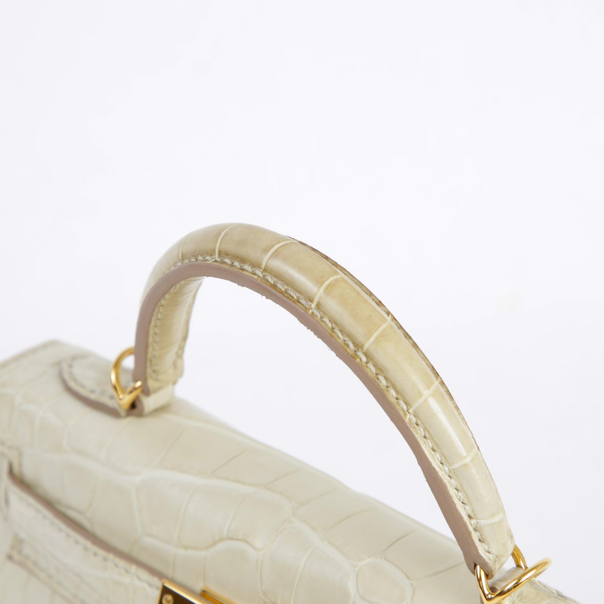 Very Good ( Rank A) HERMÈS Mini Kelly II Beton (8L) Matte Alligator Gold hardware U (2022) - 3