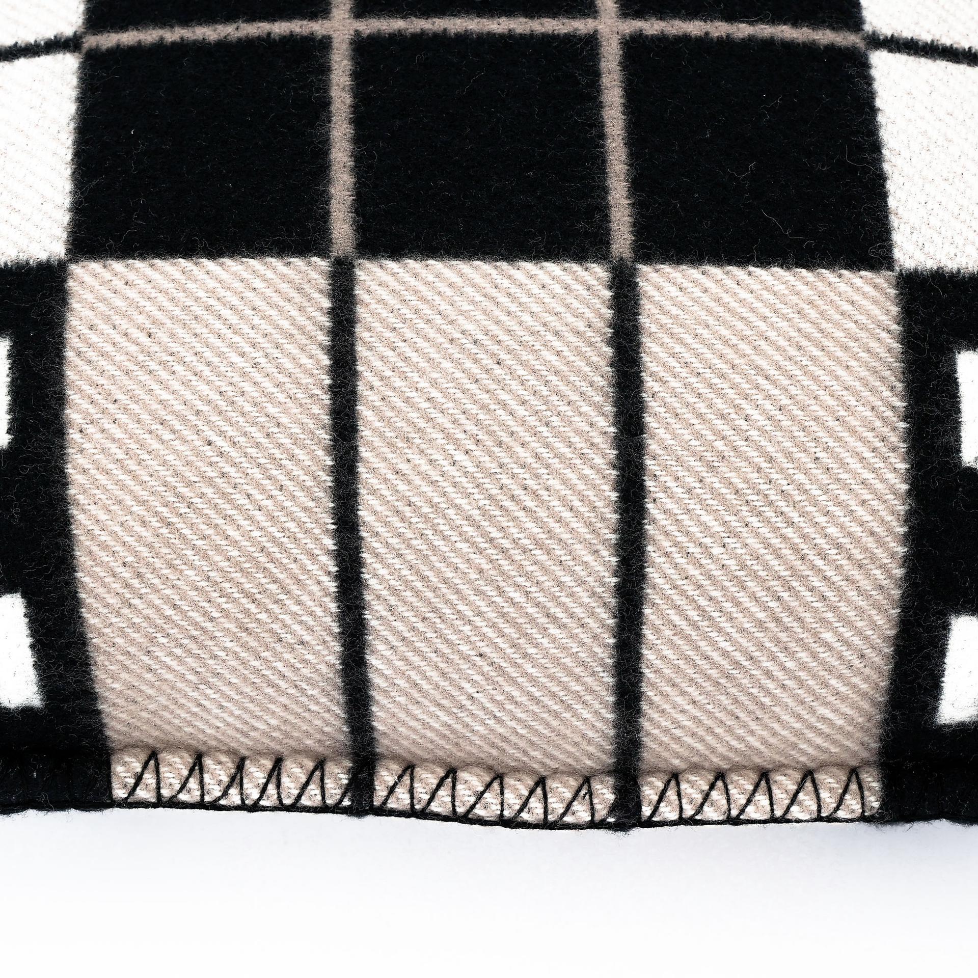 Brand New ( Rank N ) HERMÈS Avalon Cushion, small model Black White Gray Cashmere Merino Wool - 6