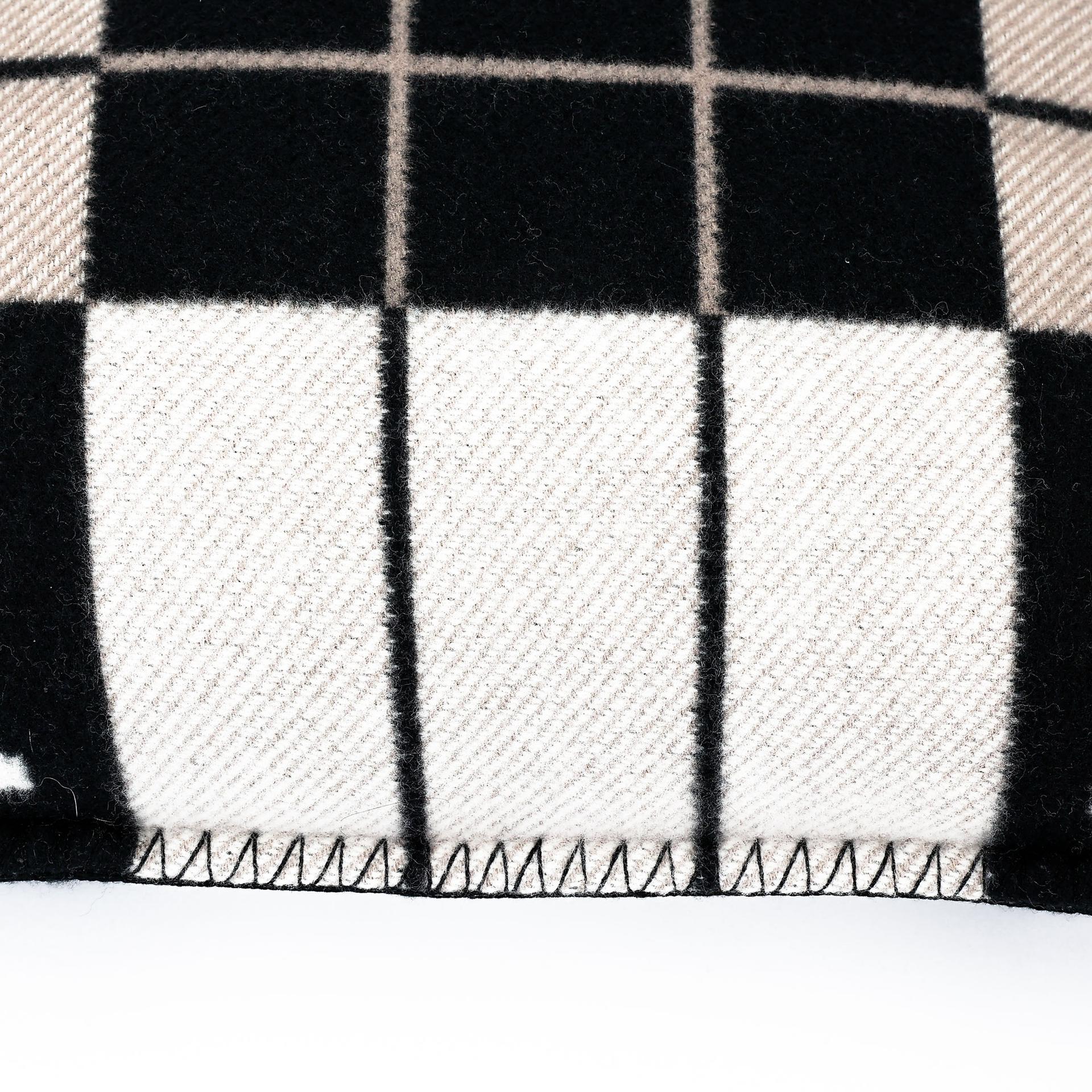 Brand New ( Rank N ) HERMÈS Avalon Cushion, small model Black White Gray Cashmere Merino Wool - 5
