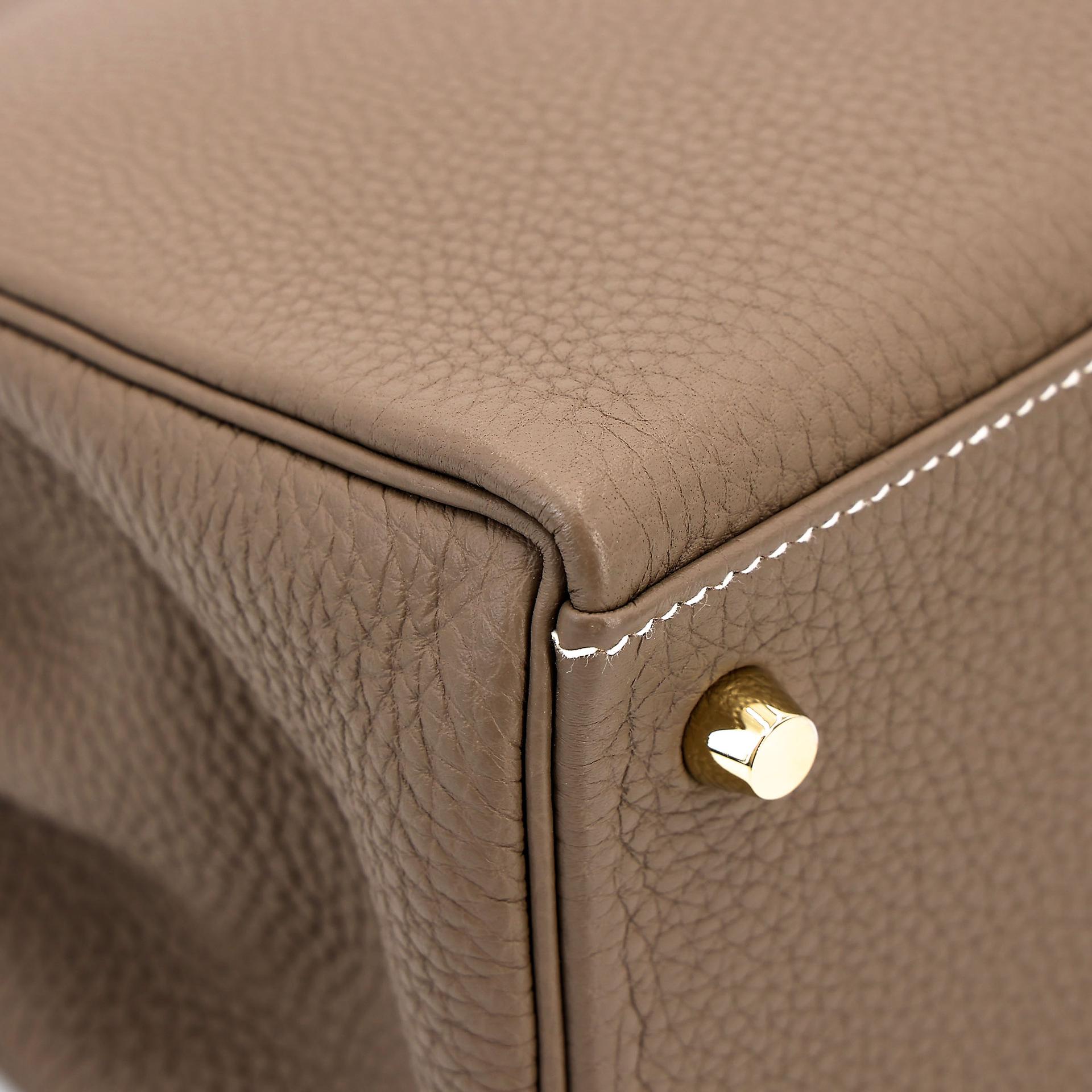 Excellent ( Rank SA ) HERMÈS Kelly 28 Etoupe (18) Togo Gold hardware Z (2021) - 14