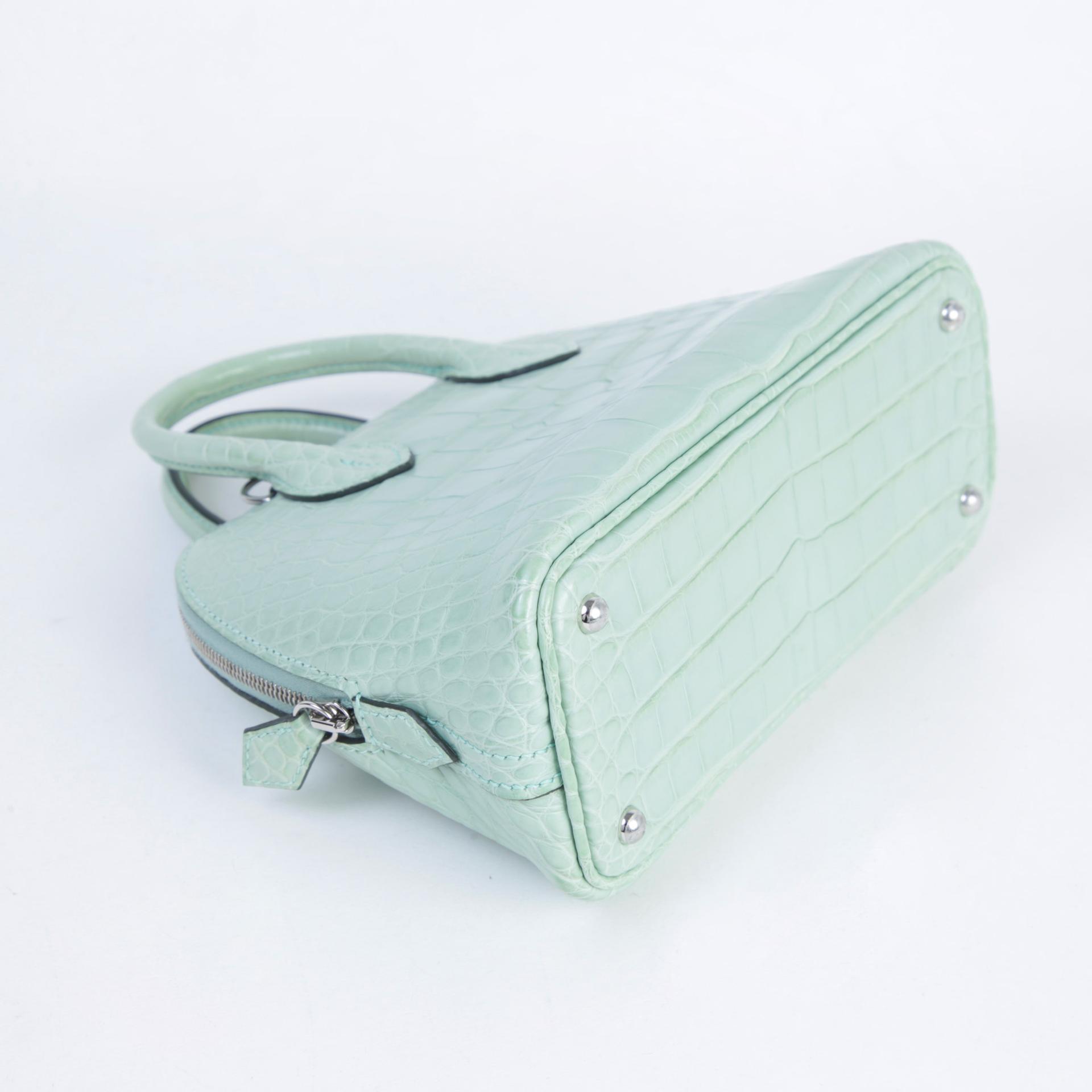 Very Good ( Rank A) HERMÈS Mini Bolide 1923 Vert d’Eau (6U) Matte Alligator Palladium hardware Z (2021) - 4