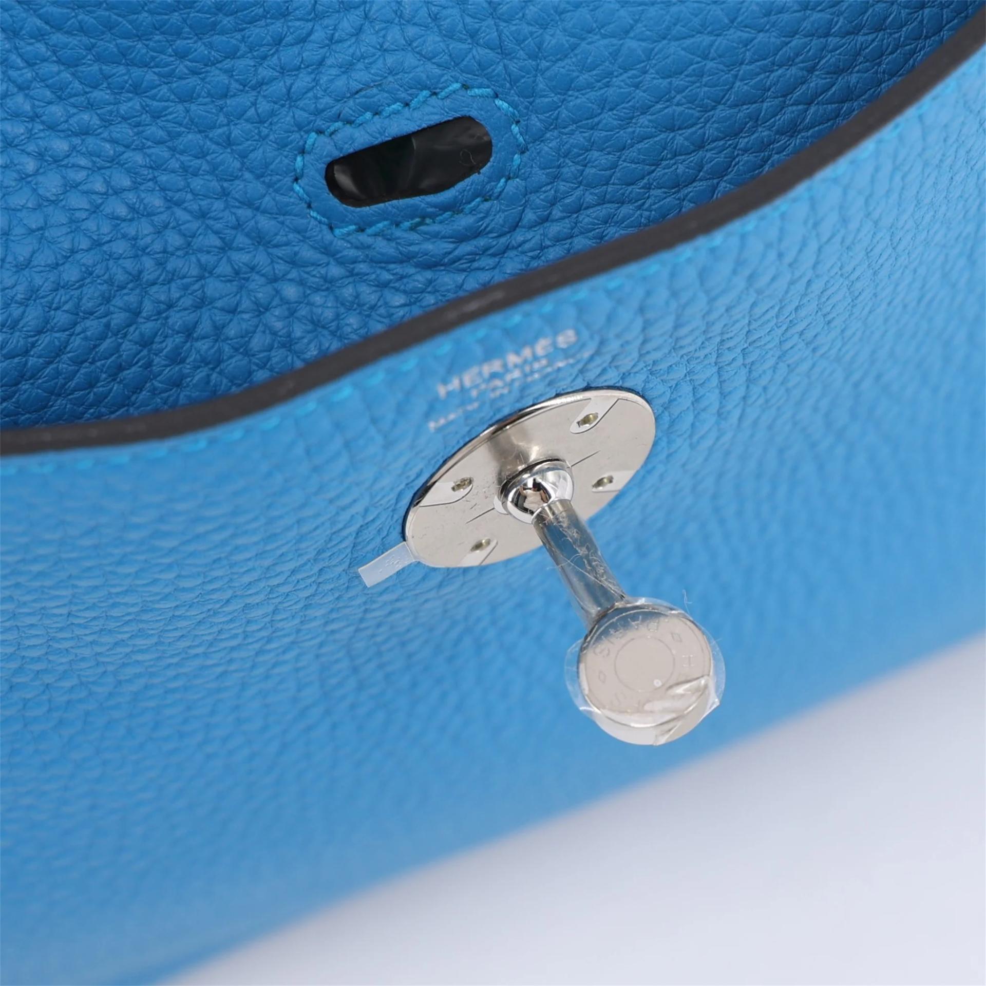 Unused ( Rank NS ) HERMÈS Lindy 26 Bleu Zanzibar (B3) Clemence Palladium hardware A (2017) - 10