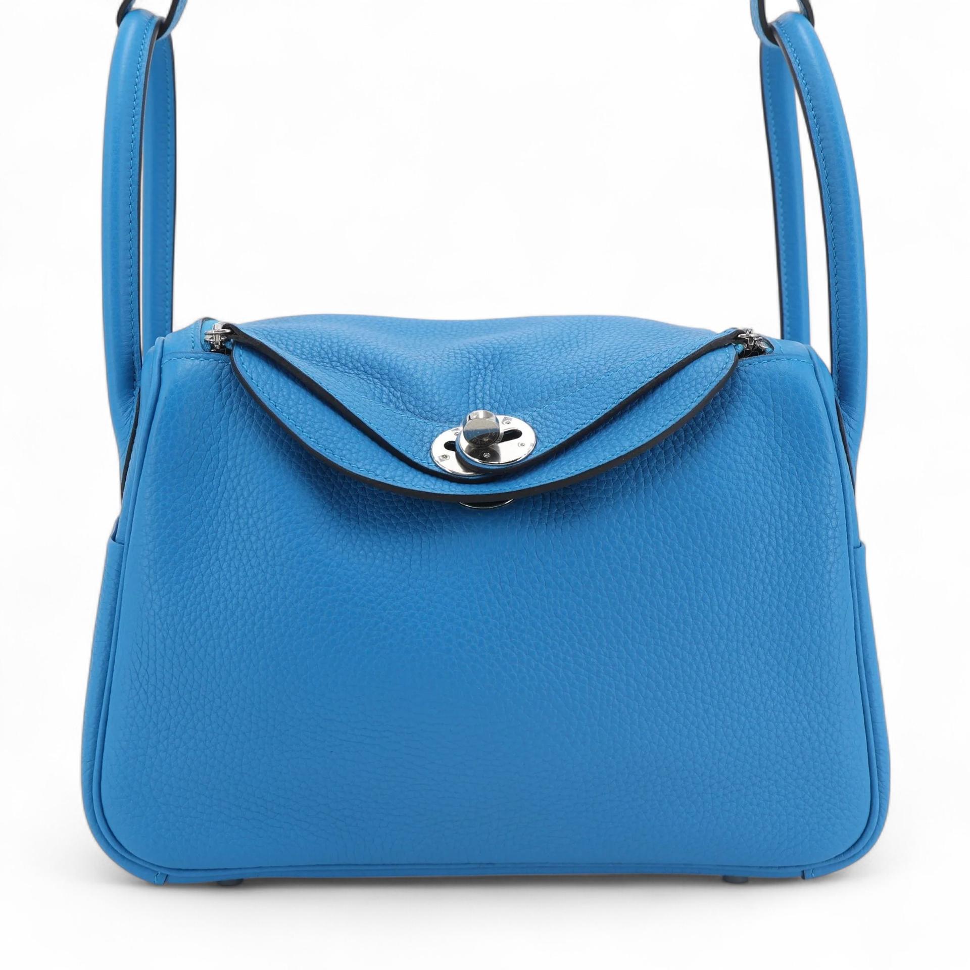 Unused ( Rank NS ) HERMÈS Lindy 26 Bleu Zanzibar (B3) Clemence Palladium hardware A (2017) - 1