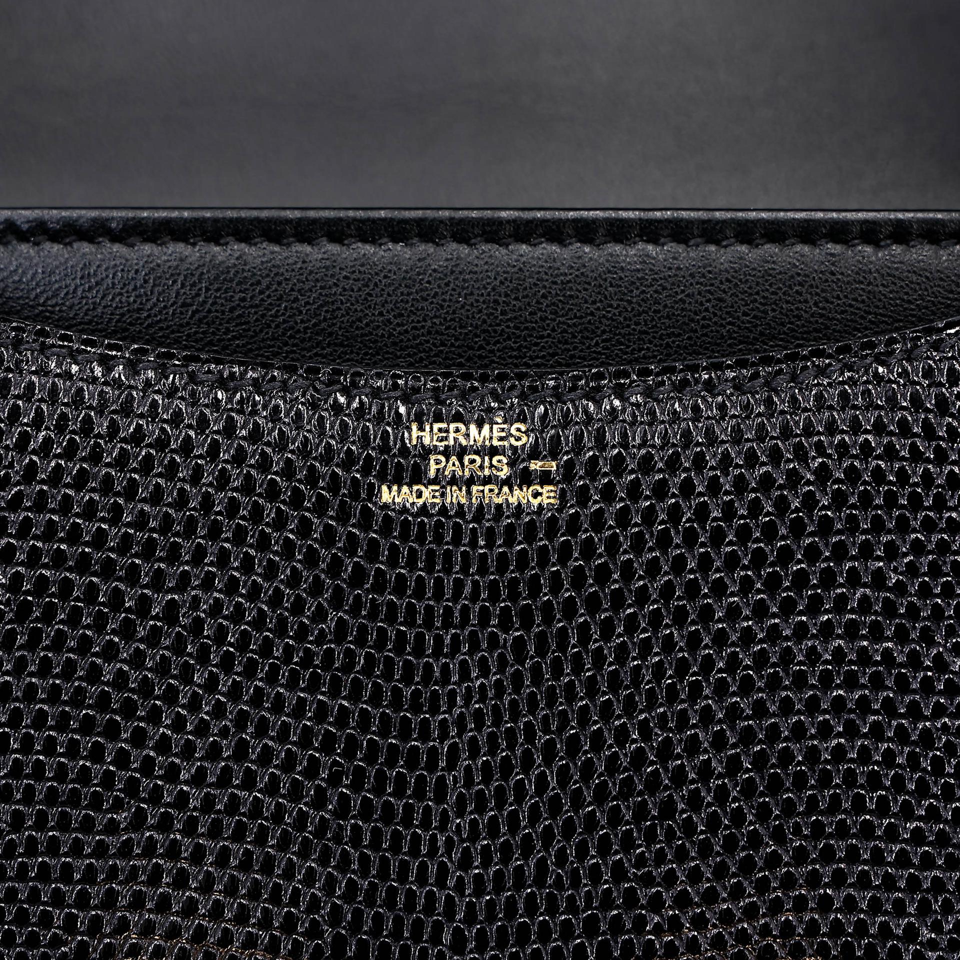 Excellent ( Rank SA ) HERMÈS Constance Mini Noir (89) Lizard Gold hardware Y (2020) - 13