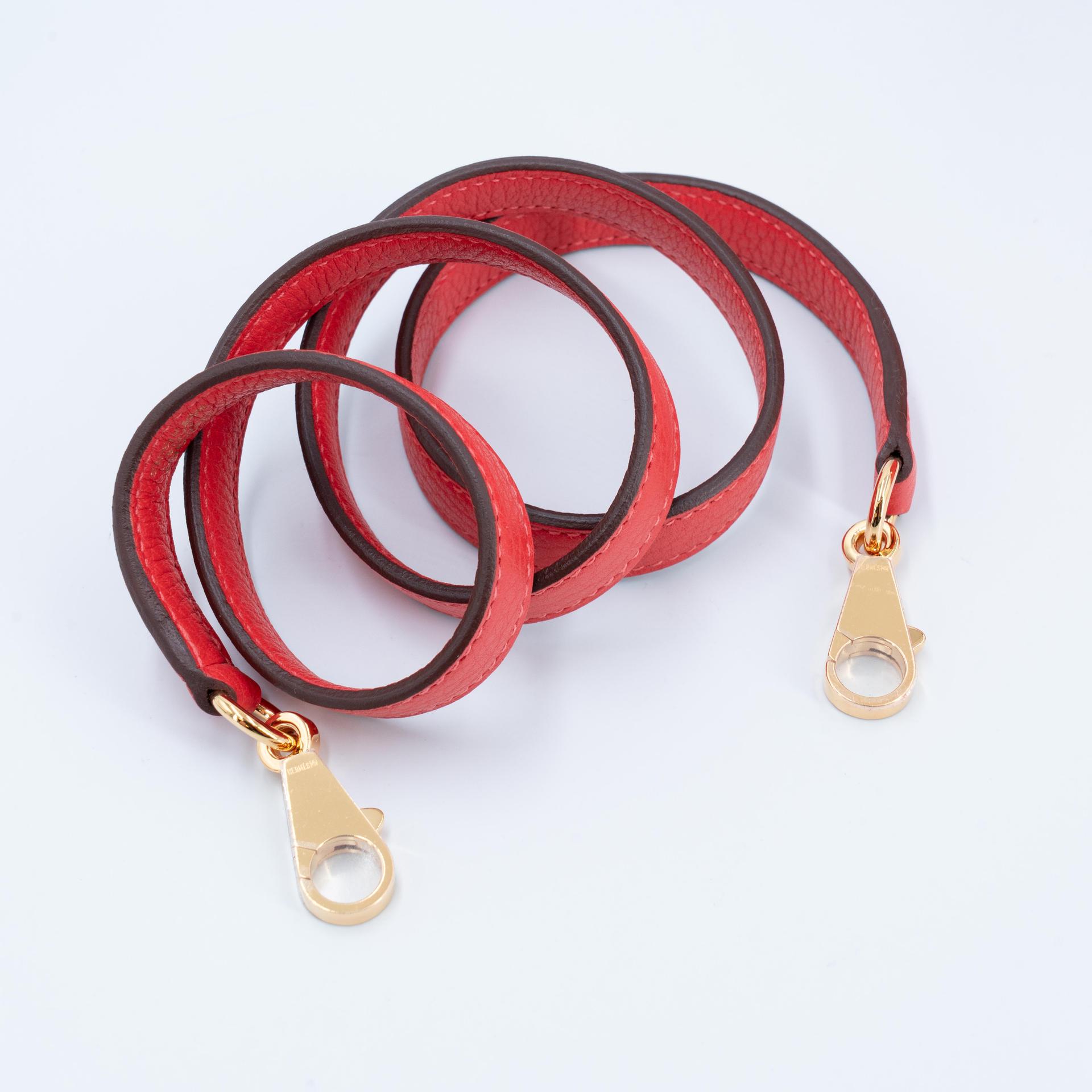 Unused ( Rank NS ) HERMÈS Kelly 28 Rouge Pivoine (2R) Clemence Gold hardware T (2015) - 26