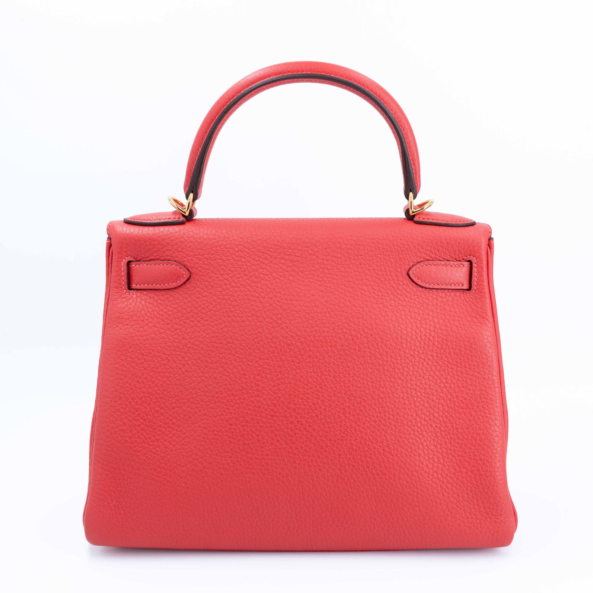Unused ( Rank NS ) HERMÈS Kelly 28 Rouge Pivoine (2R) Clemence Gold hardware T (2015) - 2
