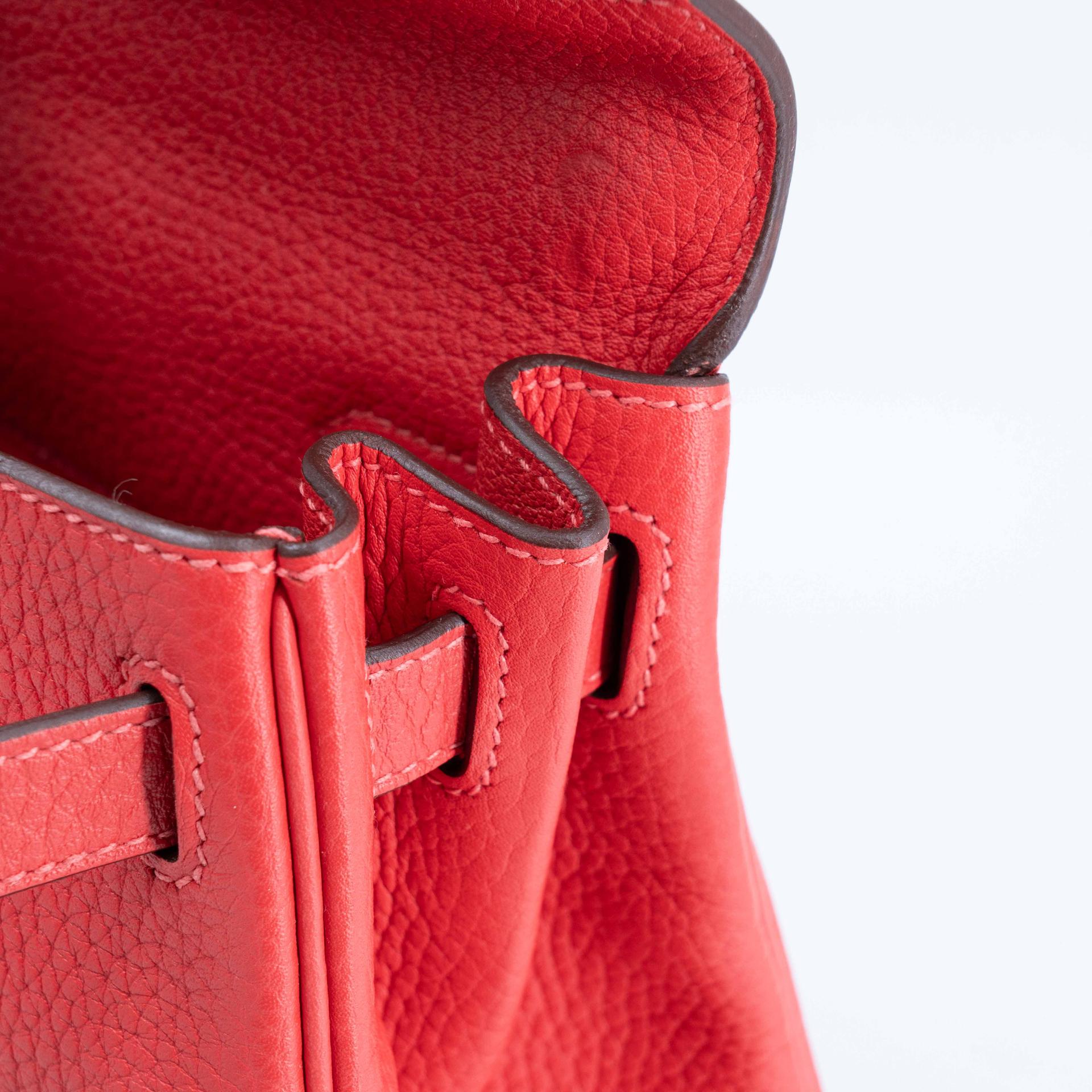 Unused ( Rank NS ) HERMÈS Kelly 28 Rouge Pivoine (2R) Clemence Gold hardware T (2015) - 21