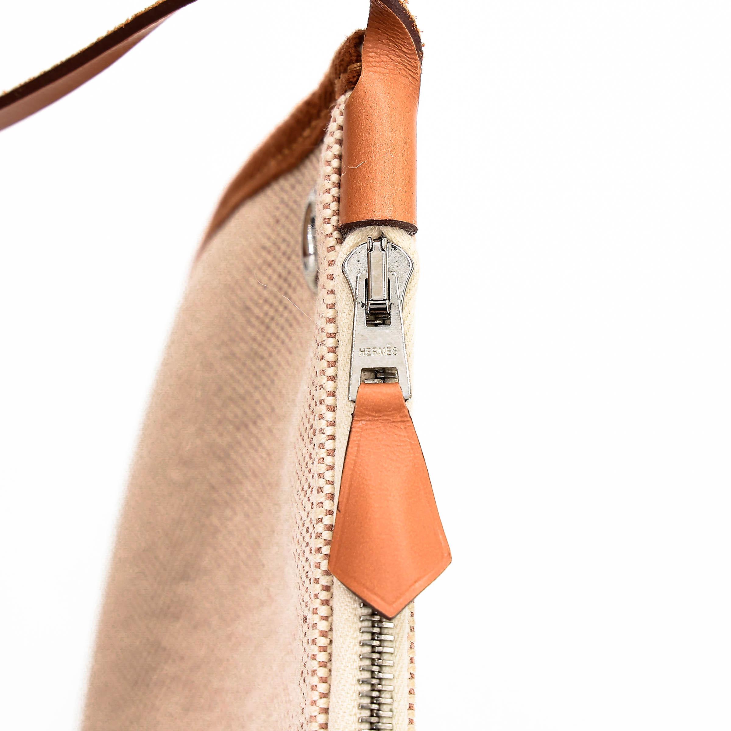 Very Good ( Rank A) HERMÈS Herbag Zip 31 PM Natural Sable (21) Vache Hunter Toile H canvas Palladium hardware D (2019) - 33