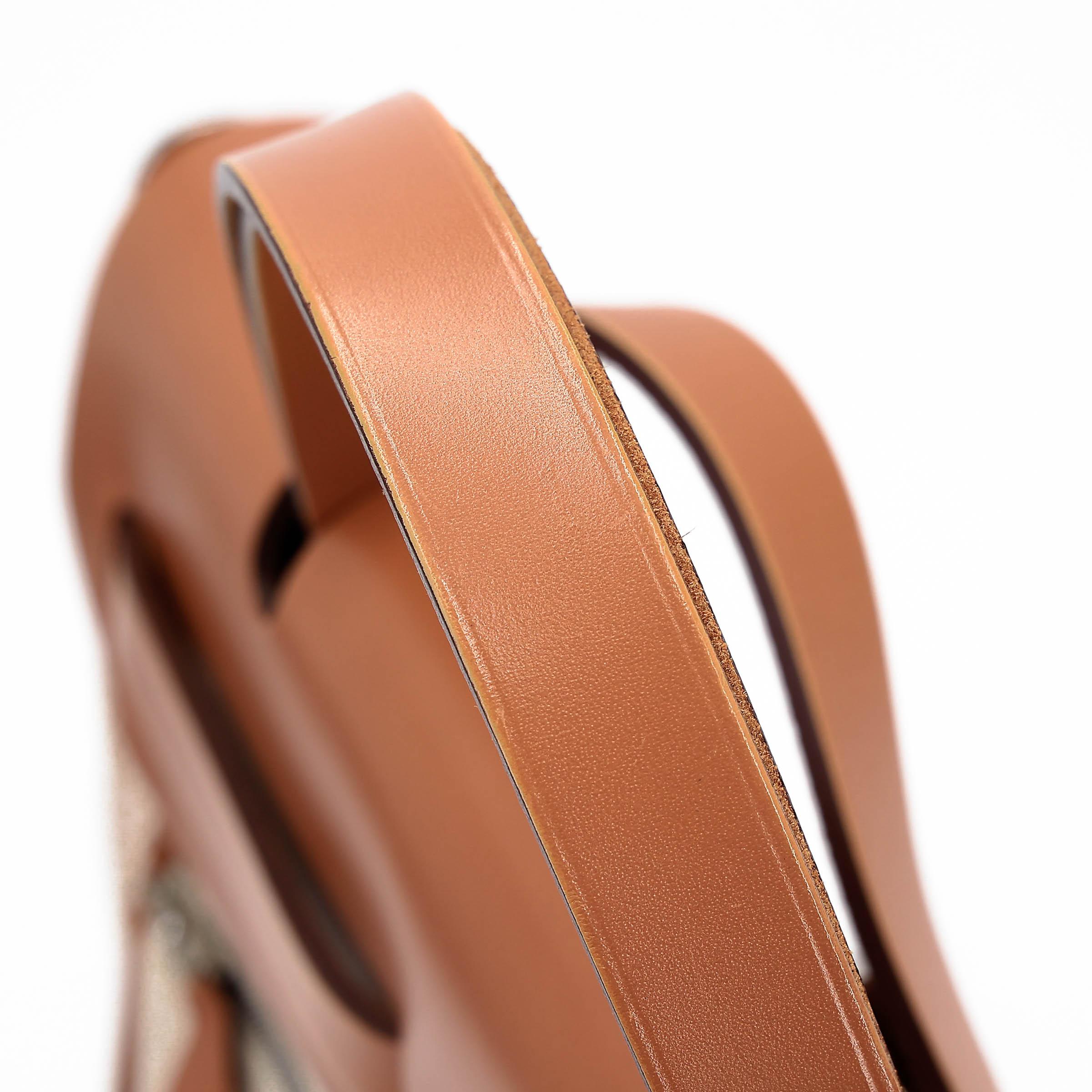 Very Good ( Rank A) HERMÈS Herbag Zip 31 PM Natural Sable (21) Vache Hunter Toile H canvas Palladium hardware D (2019) - 4