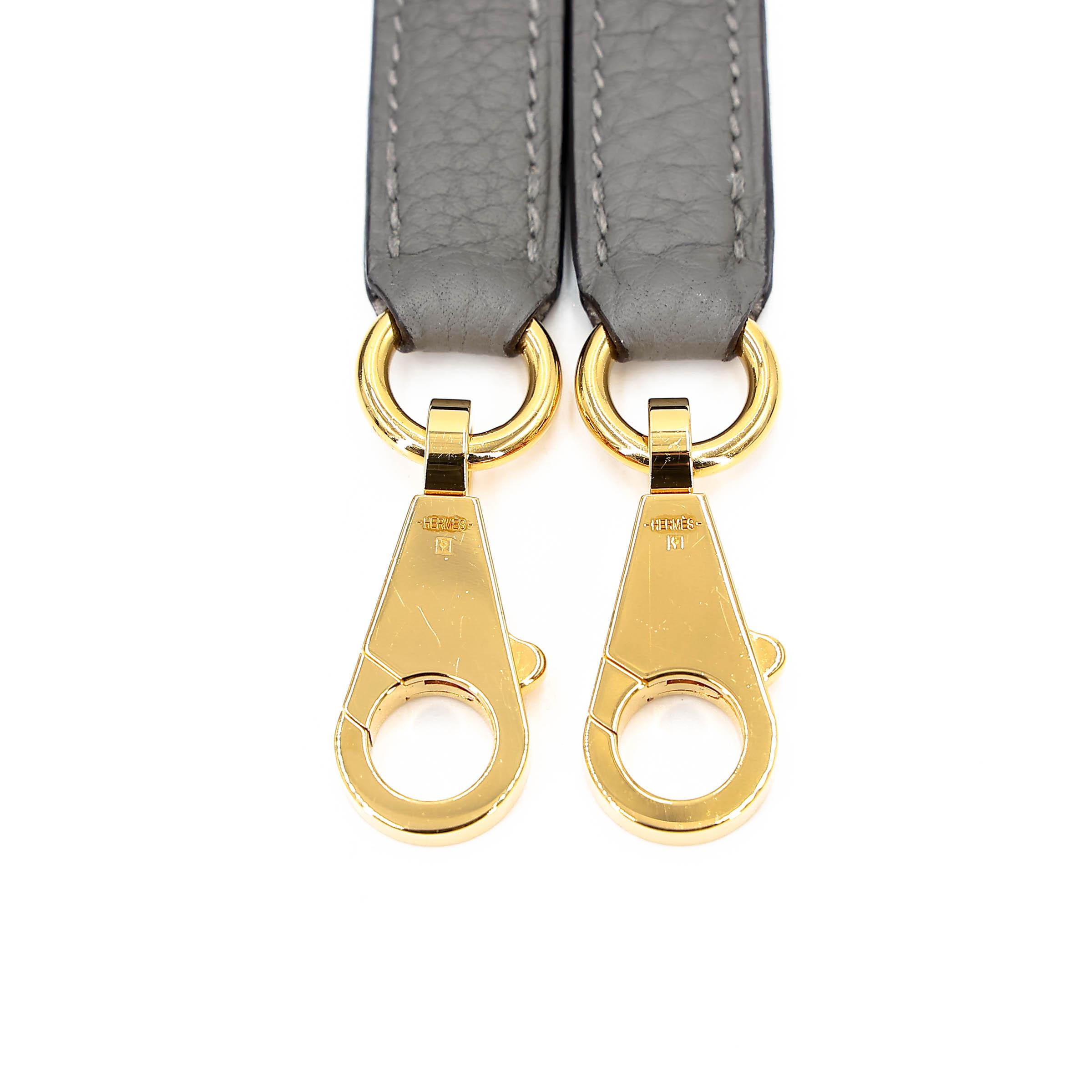 Very Good ( Rank A) HERMÈS Kelly 25 Gris Meyer (0L) Togo Gold hardware U (2022) - 19