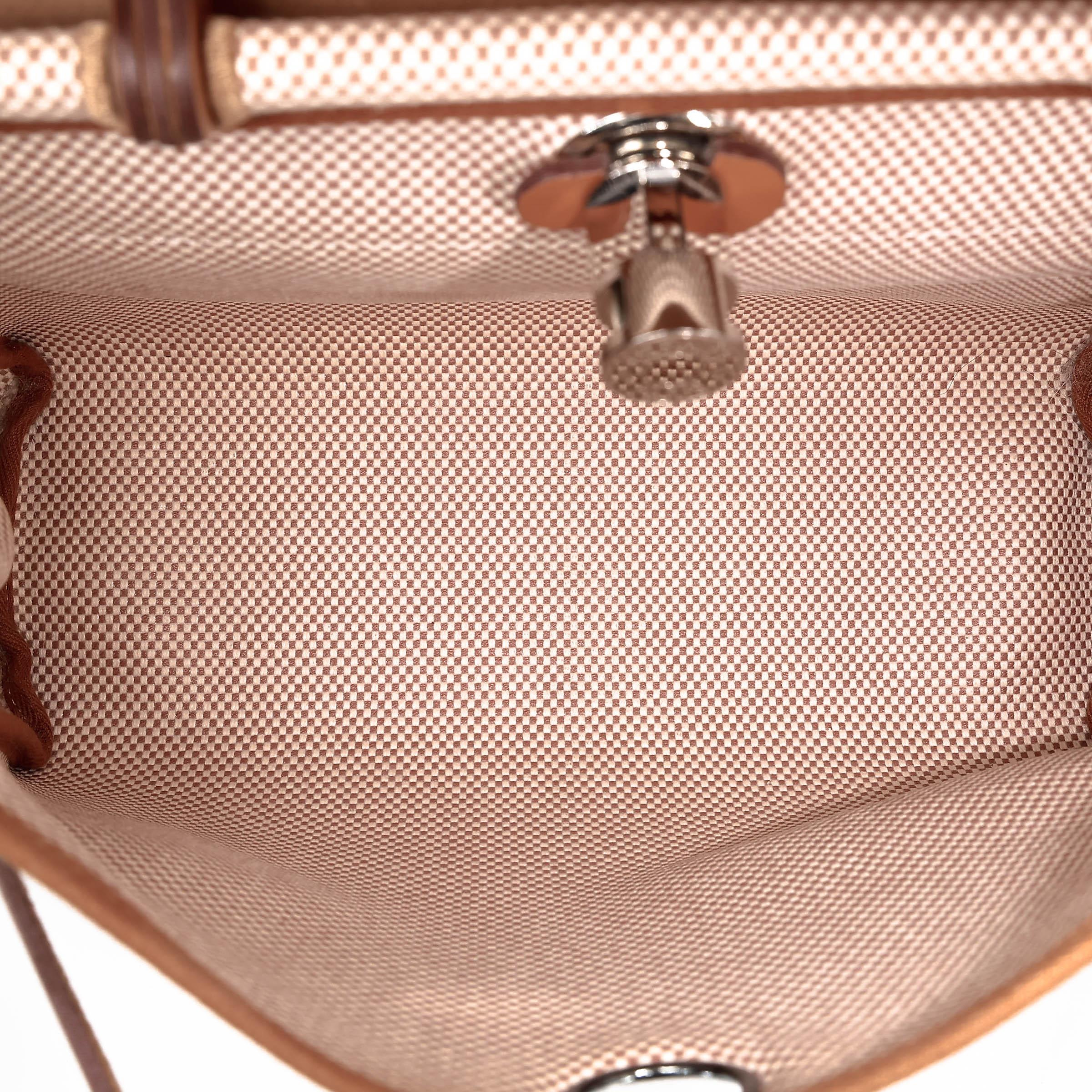 Very Good ( Rank A) HERMÈS Herbag Zip 31 PM Natural Sable (21) Vache Hunter Toile H canvas Palladium hardware D (2019) - 29