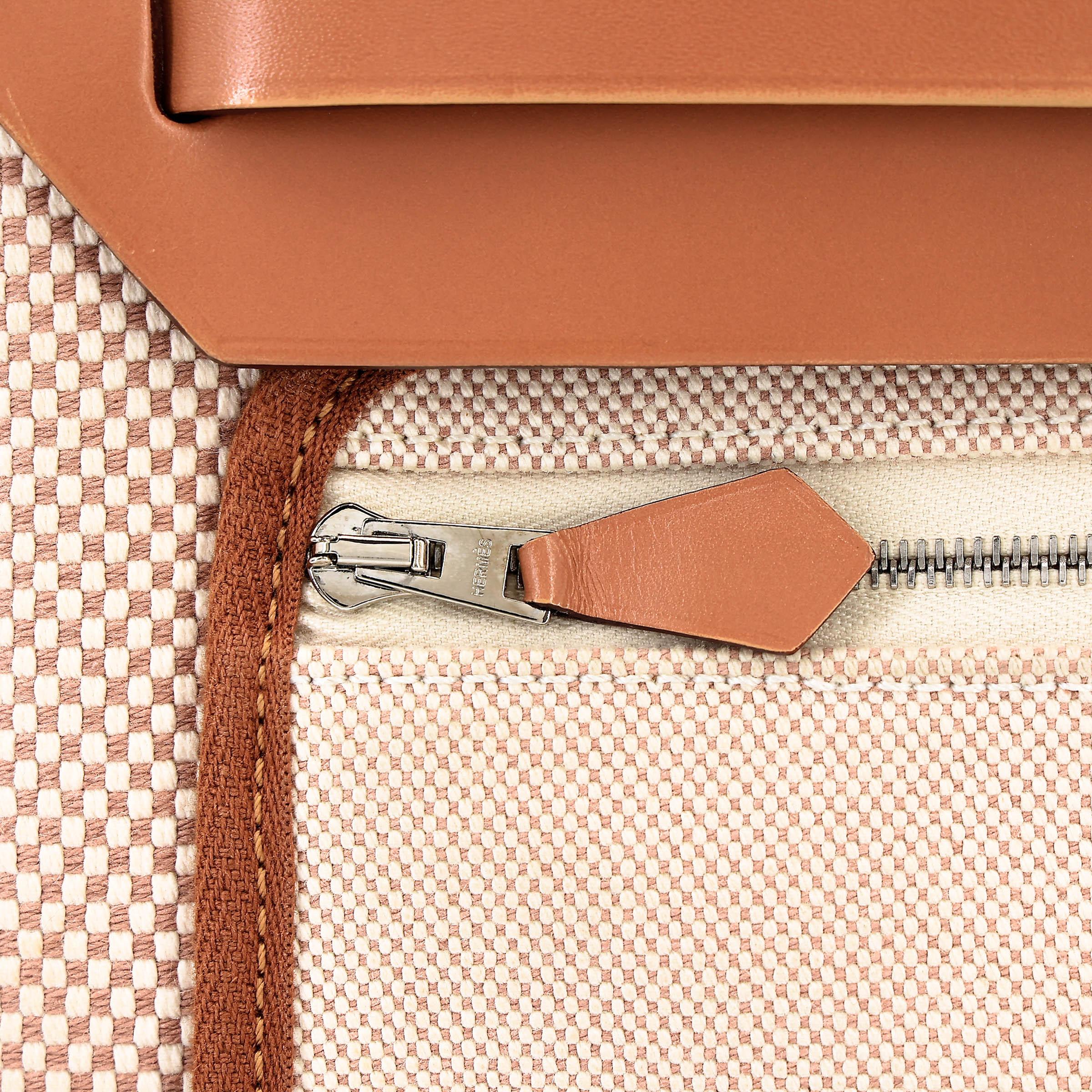 Very Good ( Rank A) HERMÈS Herbag Zip 31 PM Natural Sable (21) Vache Hunter Toile H canvas Palladium hardware D (2019) - 10