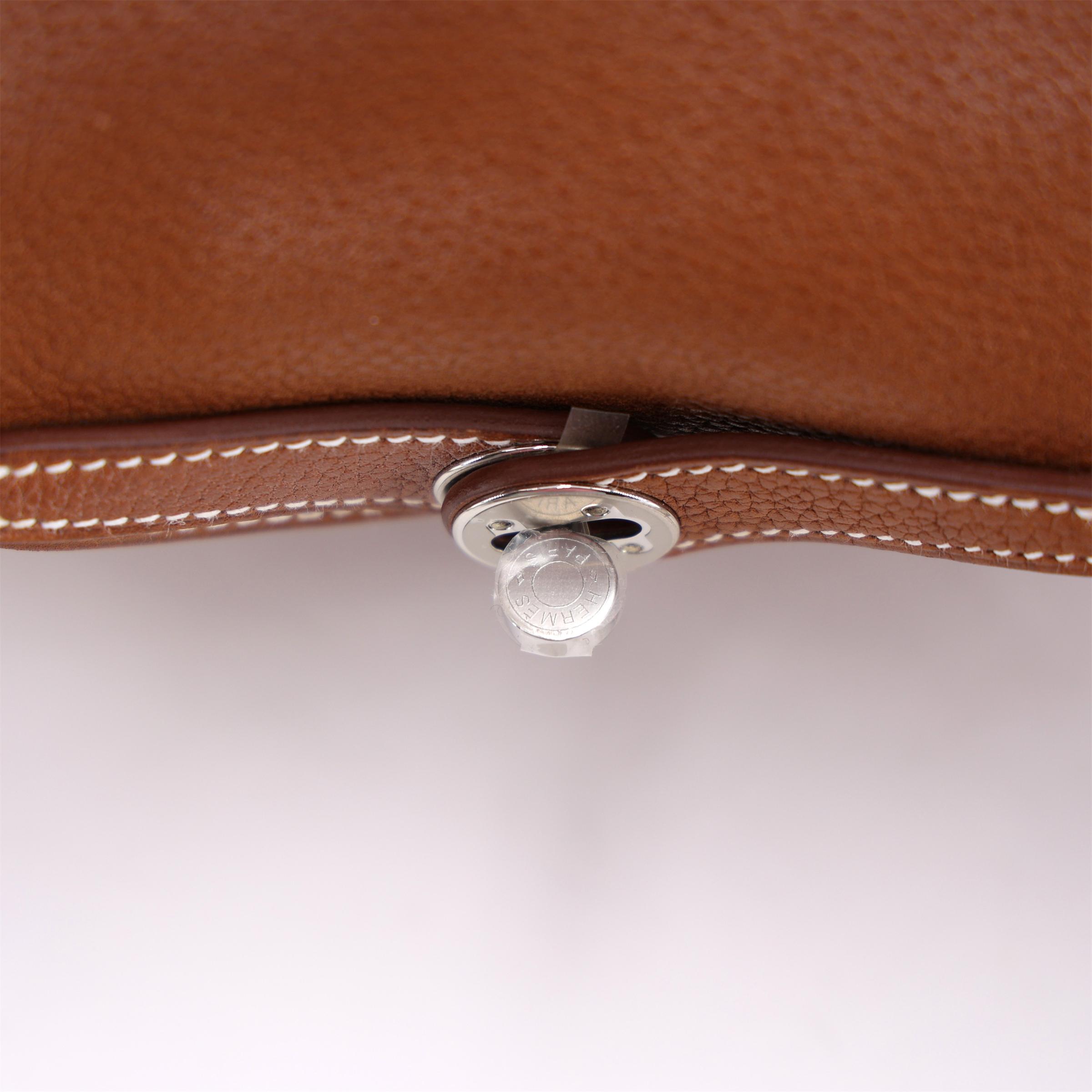 Unused ( Rank NS ) HERMÈS Mini Lindy II Fauve (34) Ficelle (17) Barenia Faubourg Palladium hardware W (2024) - 9