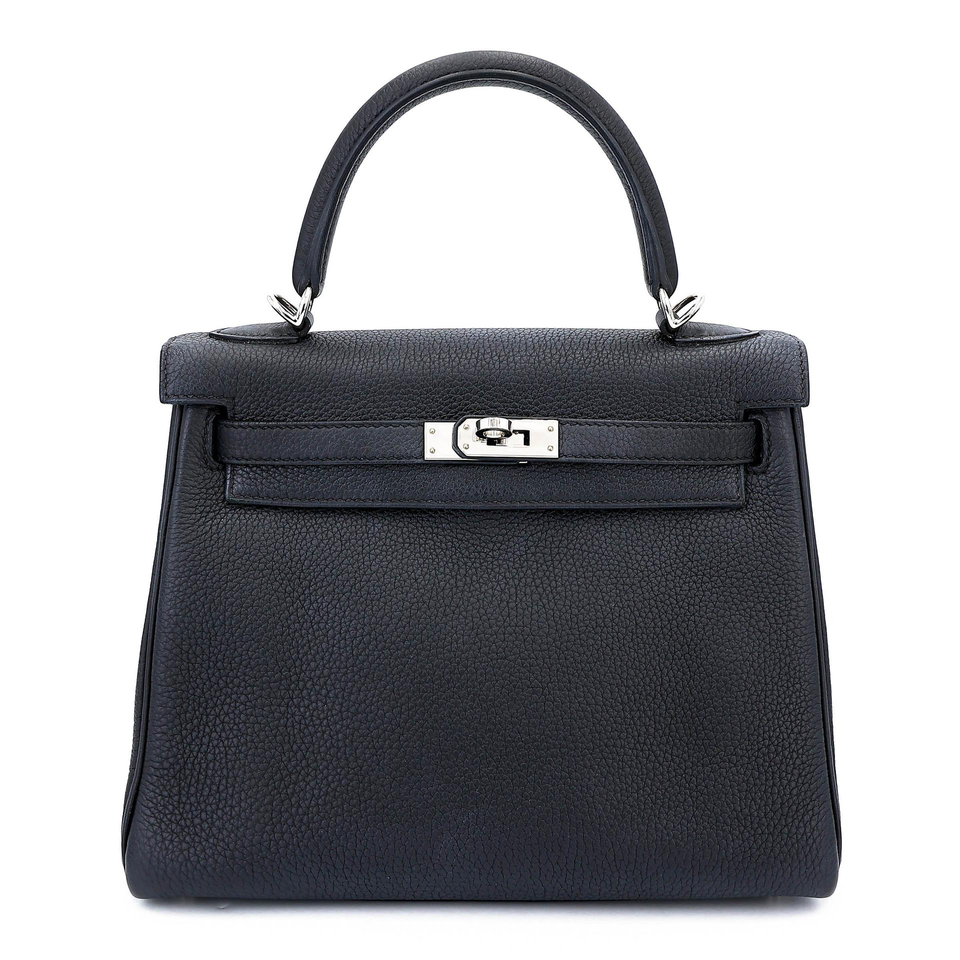 Very Good ( Rank A) HERMÈS Kelly 25 Navy (7U) Togo Palladium hardware Z (2021) - 1
