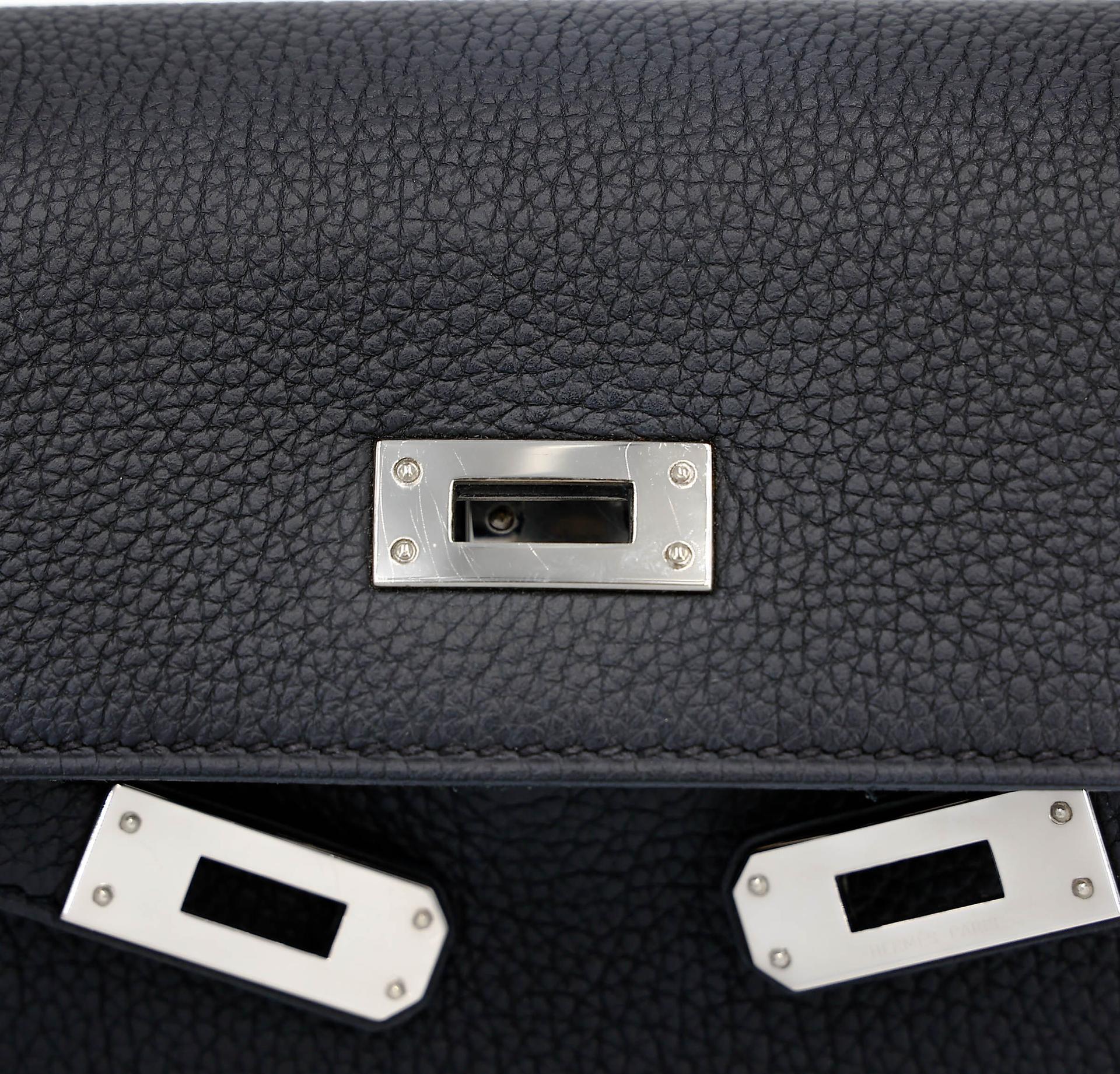 Very Good ( Rank A) HERMÈS Kelly 25 Navy (7U) Togo Palladium hardware Z (2021) - 13