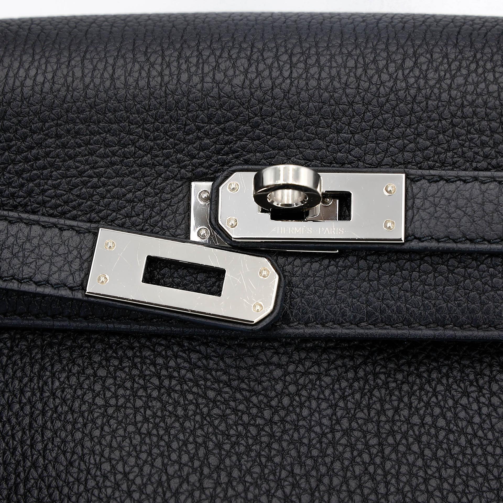 Very Good ( Rank A) HERMÈS Kelly 25 Navy (7U) Togo Palladium hardware Z (2021) - 12