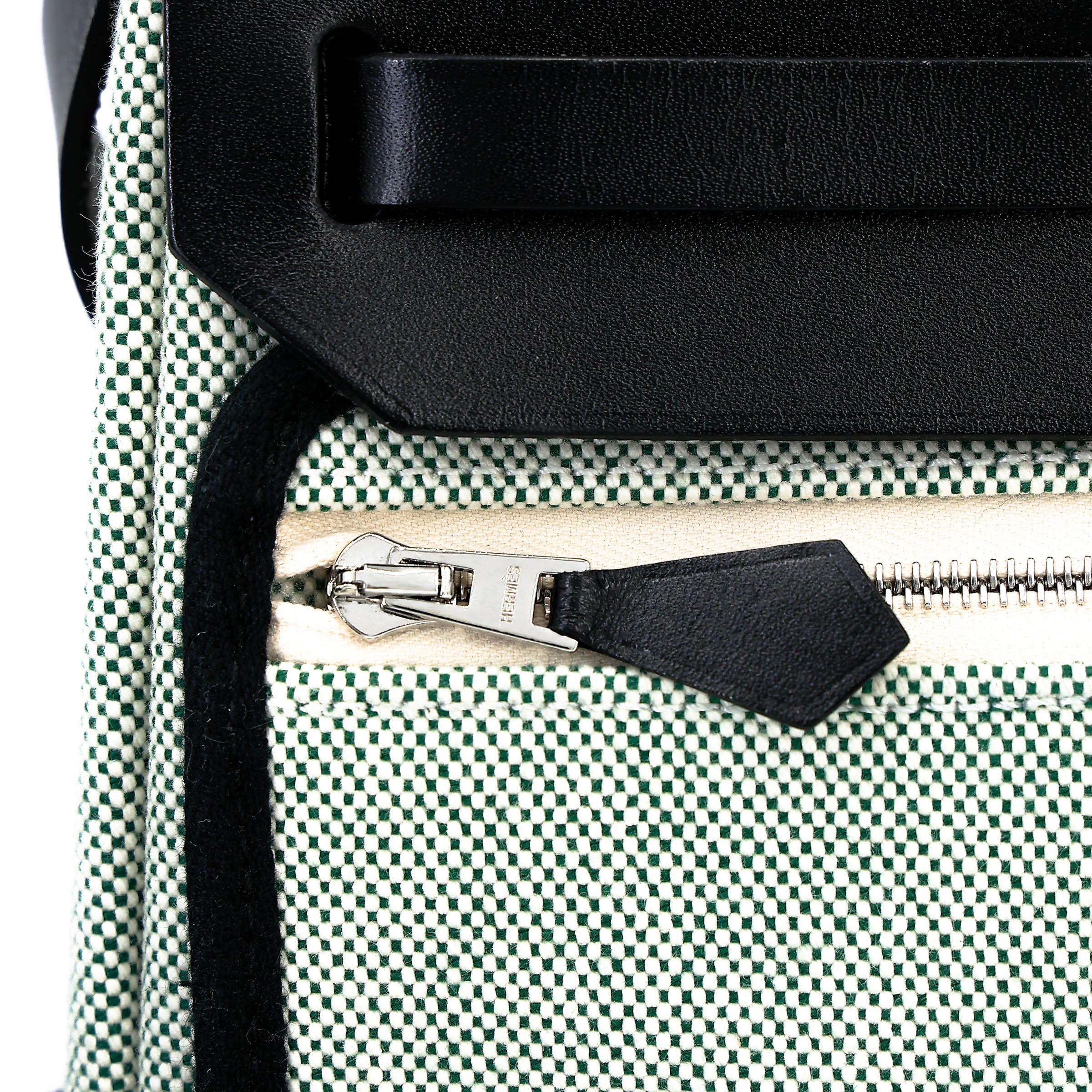 SA超美品 HERMÈS 爱马仕 Herbag Zip Mini 20 89 黑色 Noir (Black) 65 Vert Moyen 宝石绿 Vache Hunter皮 Toile H Viking帆布 银扣 K刻 2025年 - 8