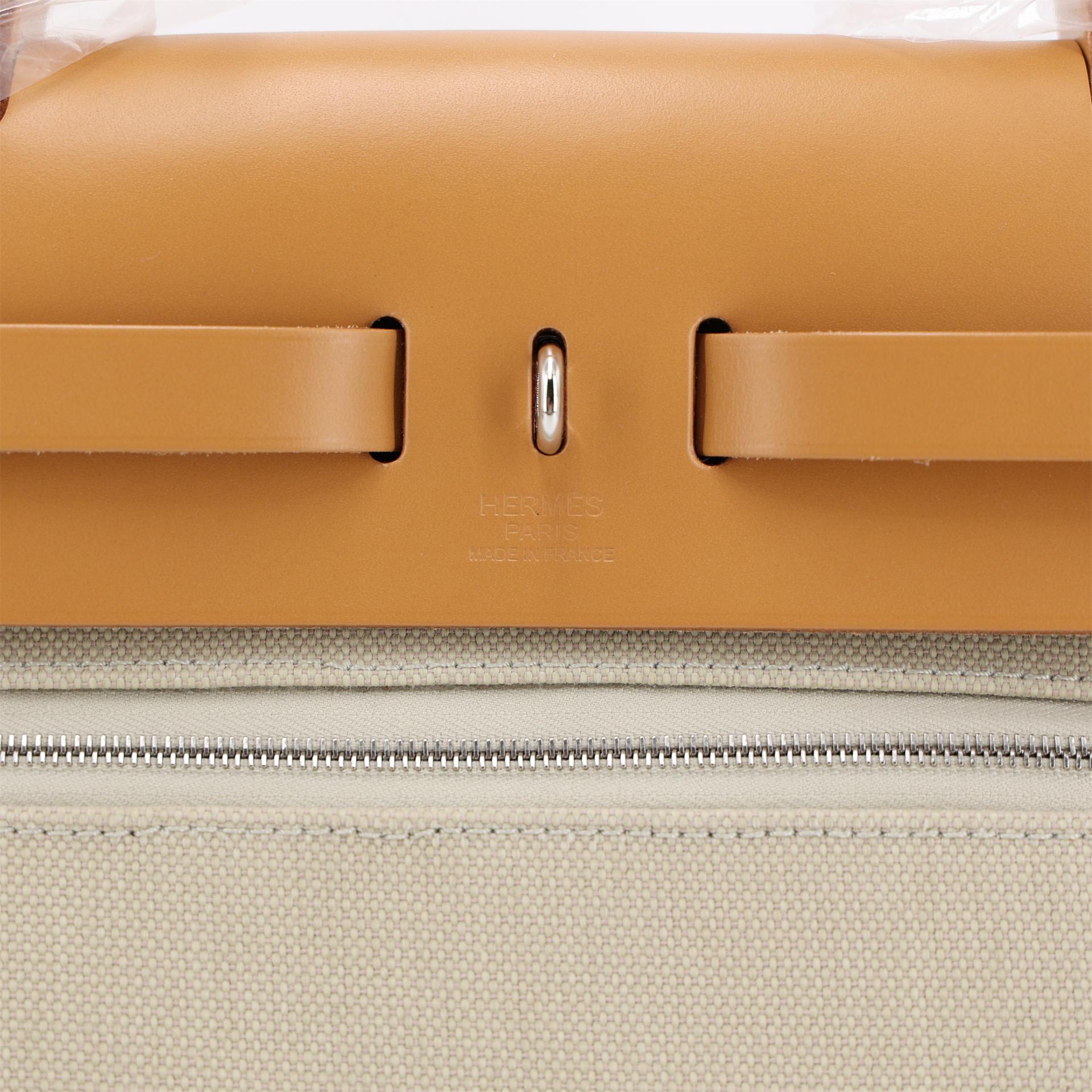 Unused ( Rank NS ) HERMÈS Herbag Zip 31 PM Natural Sable (21) Vache Hunter Toile H canvas Palladium hardware U (2022) - 11