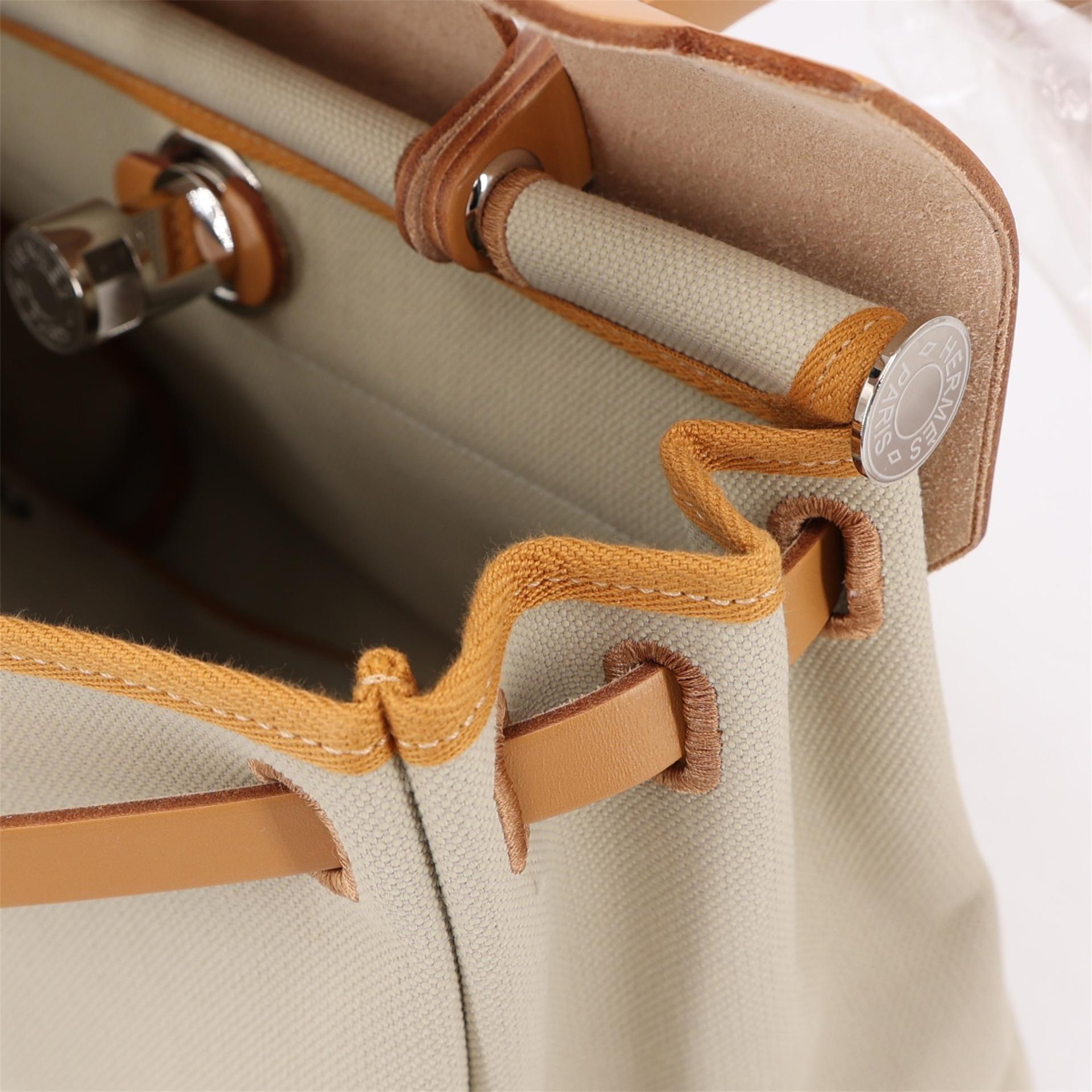 Unused ( Rank NS ) HERMÈS Herbag Zip 31 PM Natural Sable (21) Vache Hunter Toile H canvas Palladium hardware U (2022) - 16