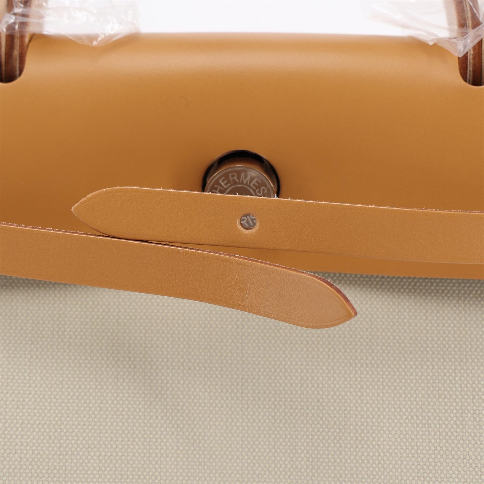 Unused ( Rank NS ) HERMÈS Herbag Zip 31 PM Natural Sable (21) Vache Hunter Toile H canvas Palladium hardware U (2022) - 12