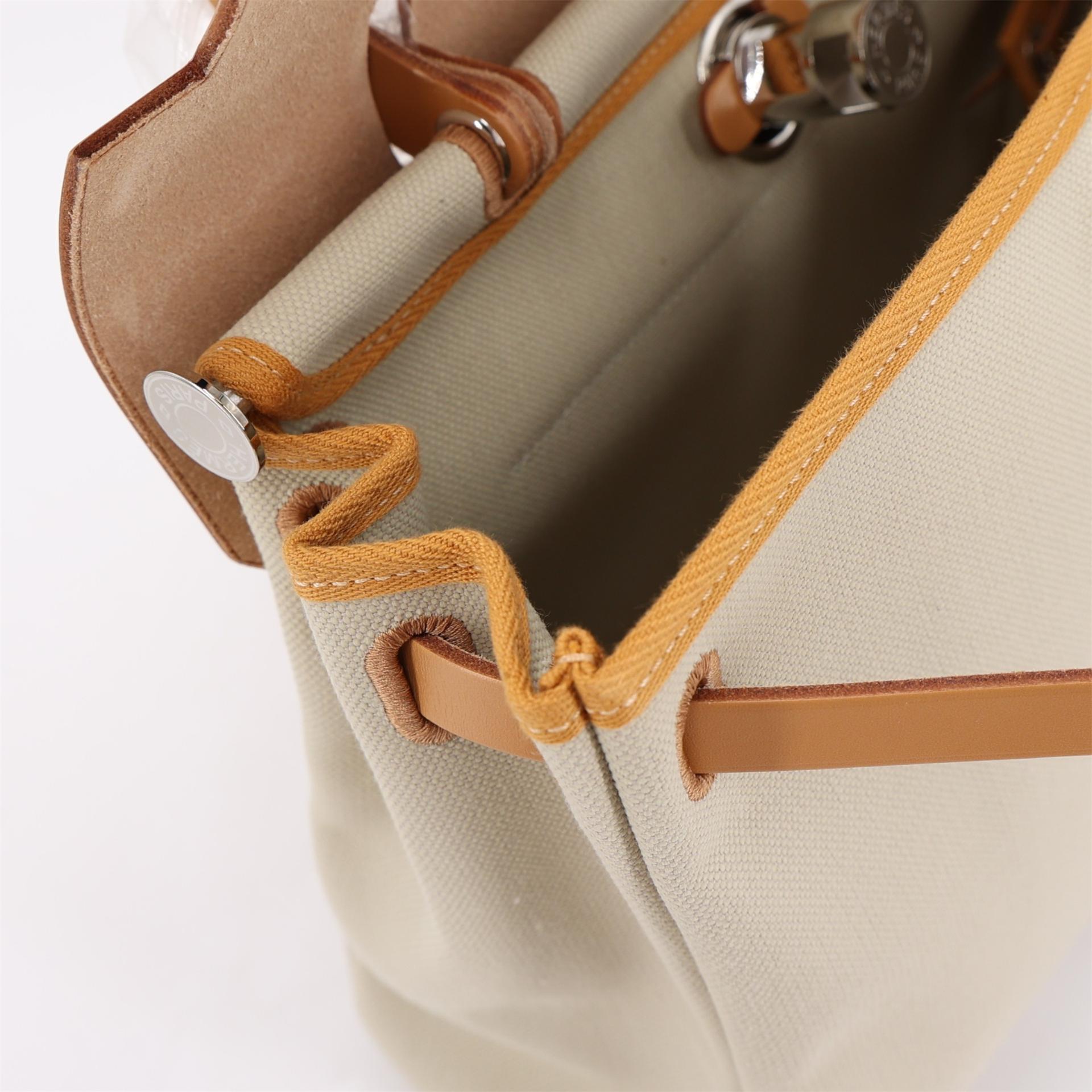Unused ( Rank NS ) HERMÈS Herbag Zip 31 PM Natural Sable (21) Vache Hunter Toile H canvas Palladium hardware U (2022) - 15