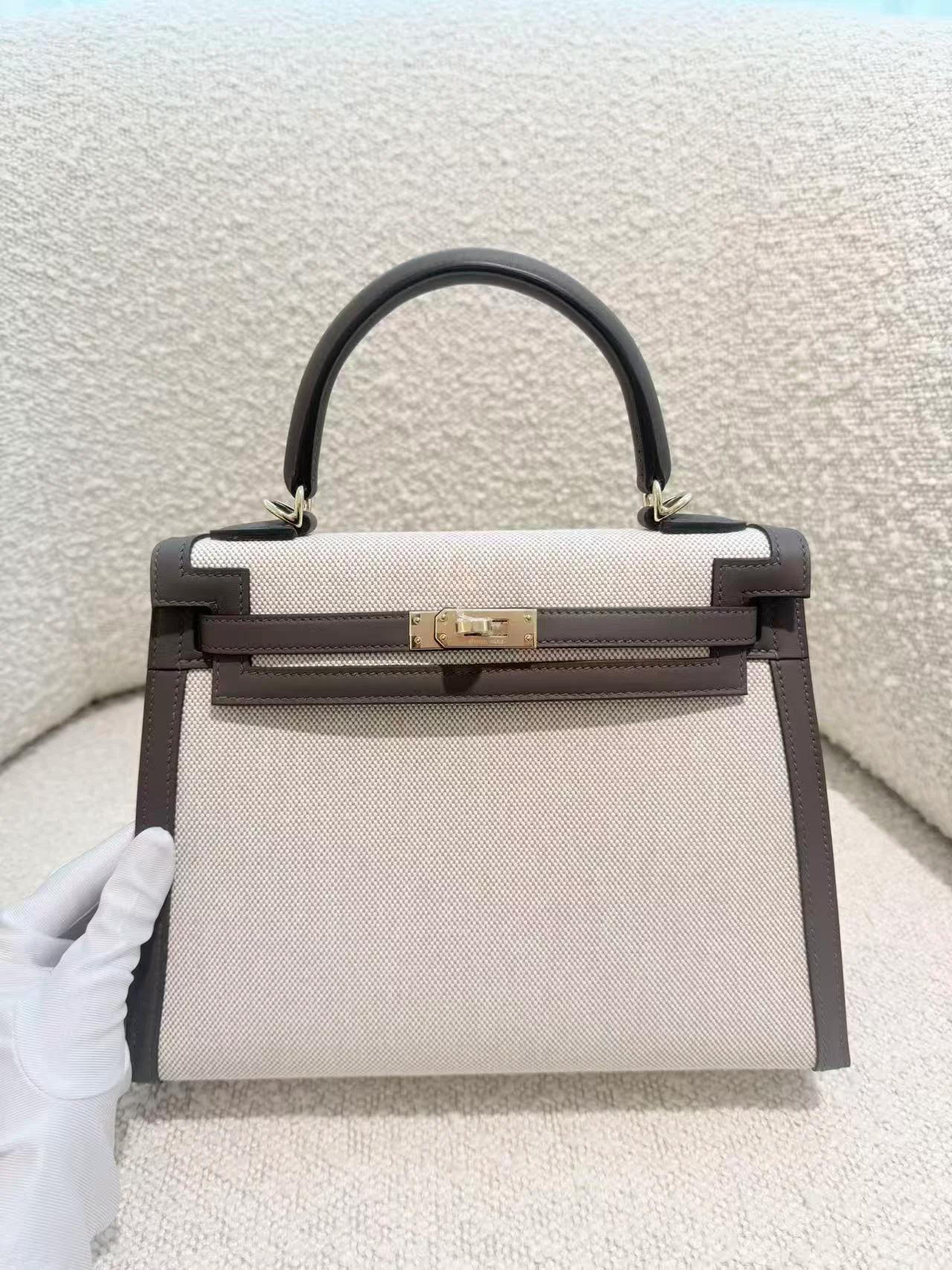 Brand New ( Rank N ) HERMÈS Kelly 25 Sellier Ecorce (4C) Beige Swift Toile H canvas Permabrass hardware K (2025) - 5