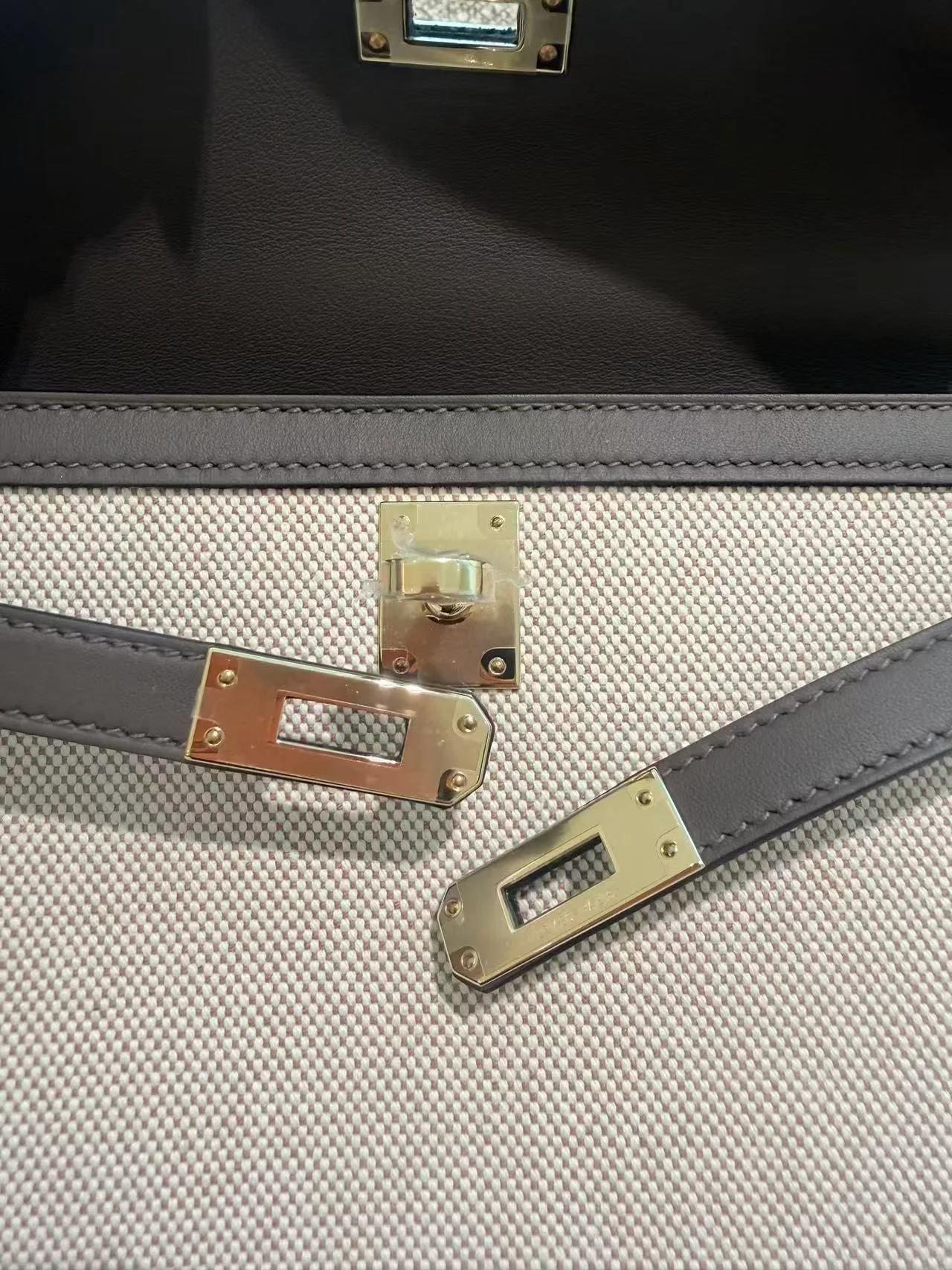 Brand New ( Rank N ) HERMÈS Kelly 25 Sellier Ecorce (4C) Beige Swift Toile H canvas Permabrass hardware K (2025) - 17