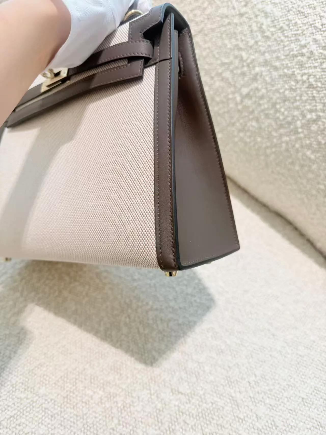 Brand New ( Rank N ) HERMÈS Kelly 25 Sellier Ecorce (4C) Beige Swift Toile H canvas Permabrass hardware K (2025) - 11