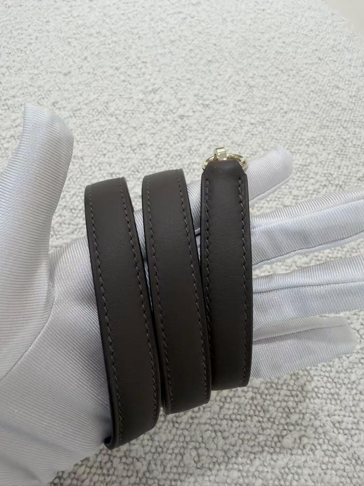 Brand New ( Rank N ) HERMÈS Kelly 25 Sellier Ecorce (4C) Beige Swift Toile H canvas Permabrass hardware K (2025) - 24