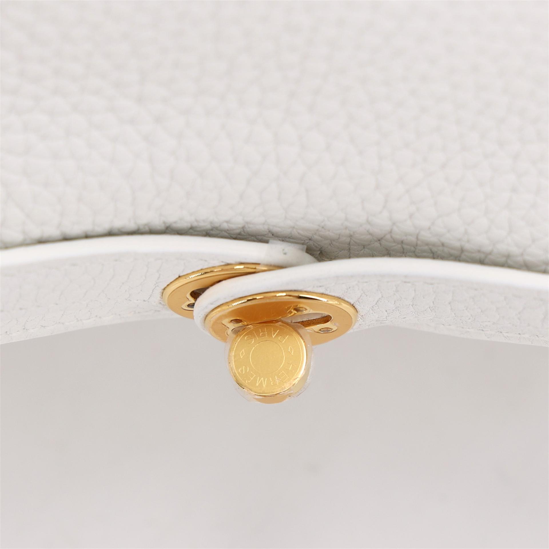 Unused ( Rank NS ) HERMÈS Mini Lindy New White (0U) Clemence Gold hardware B (2023) - 9