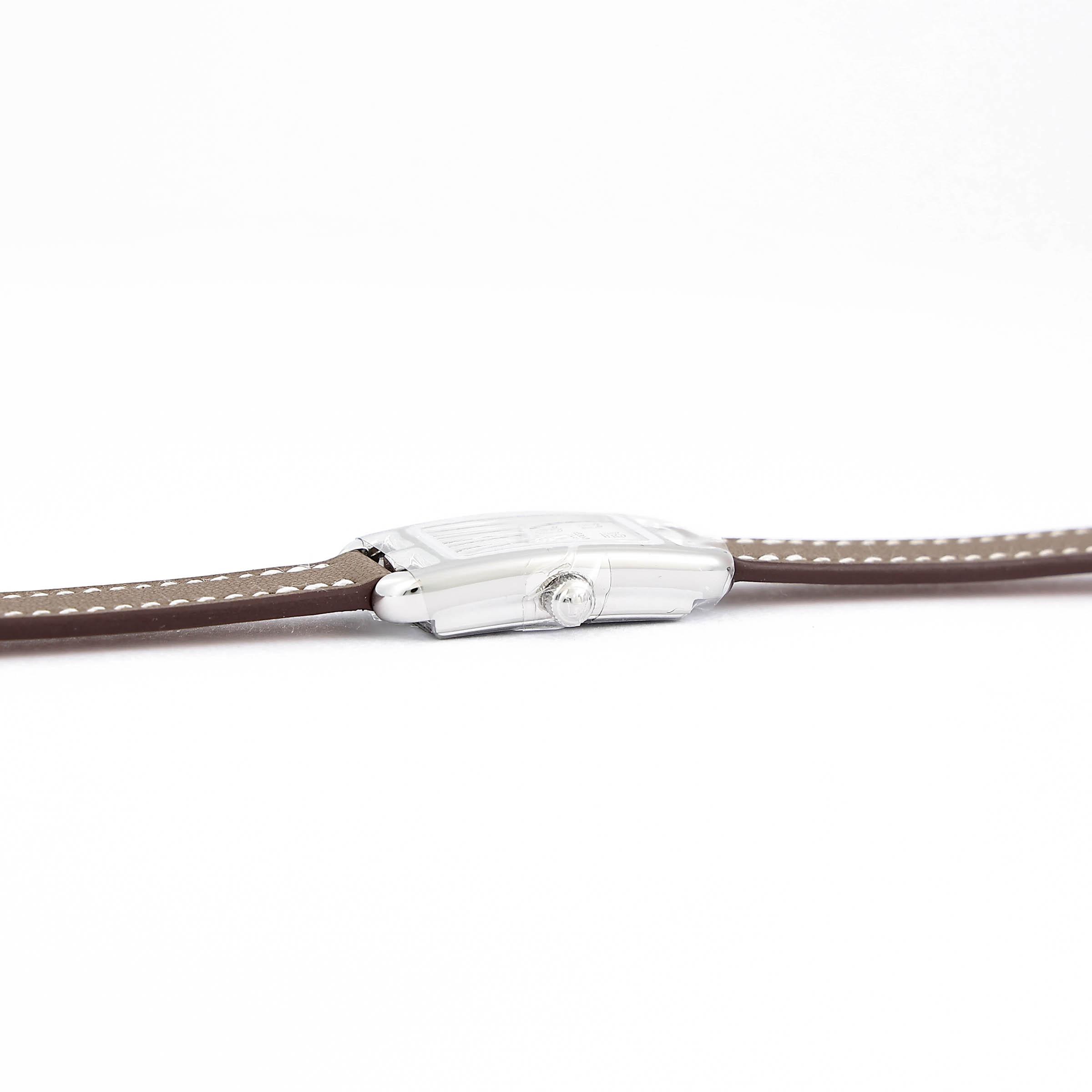 Brand New ( Rank N ) HERMÈS Nantucket watch, PM, 29 mm Etoupe (18) Swift Stainless steel Palladium hardware - 10