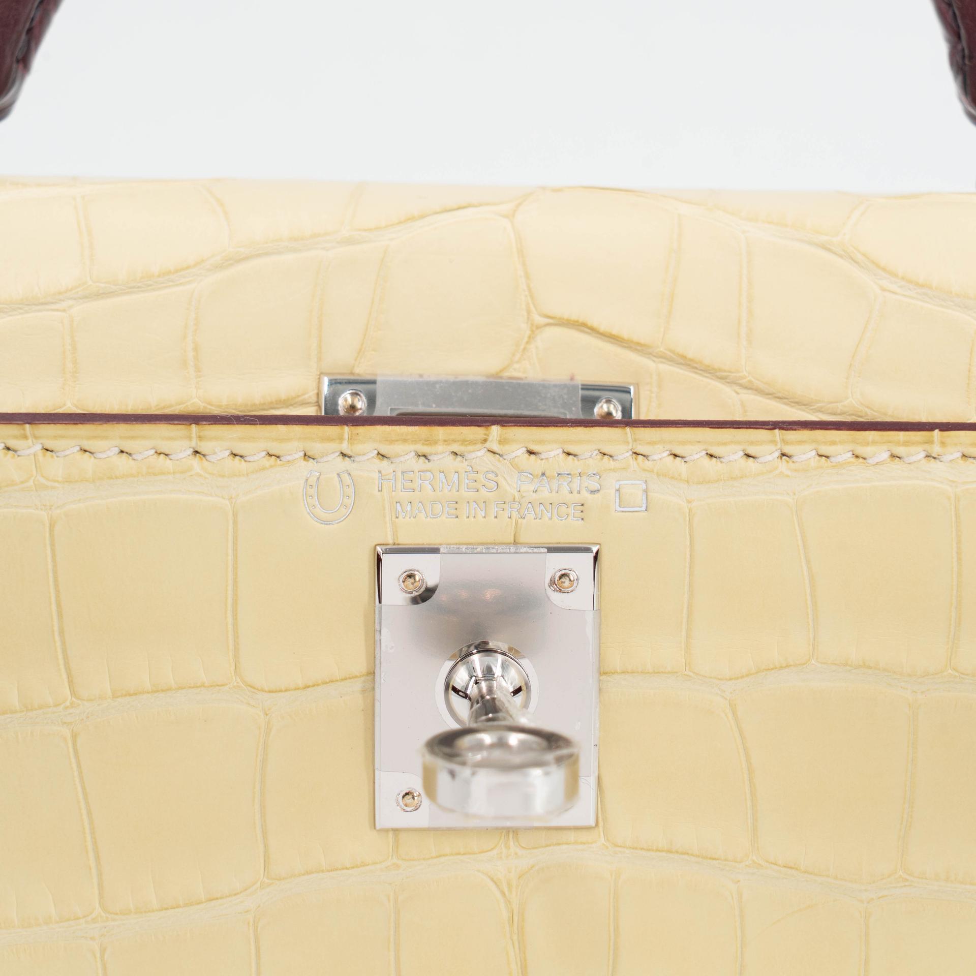 Brand New ( Rank N ) HERMÈS Mini Kelly II Rouge Sellier (0G) Vanille (Y1) Matte Alligator Palladium hardware K (2025) - 10
