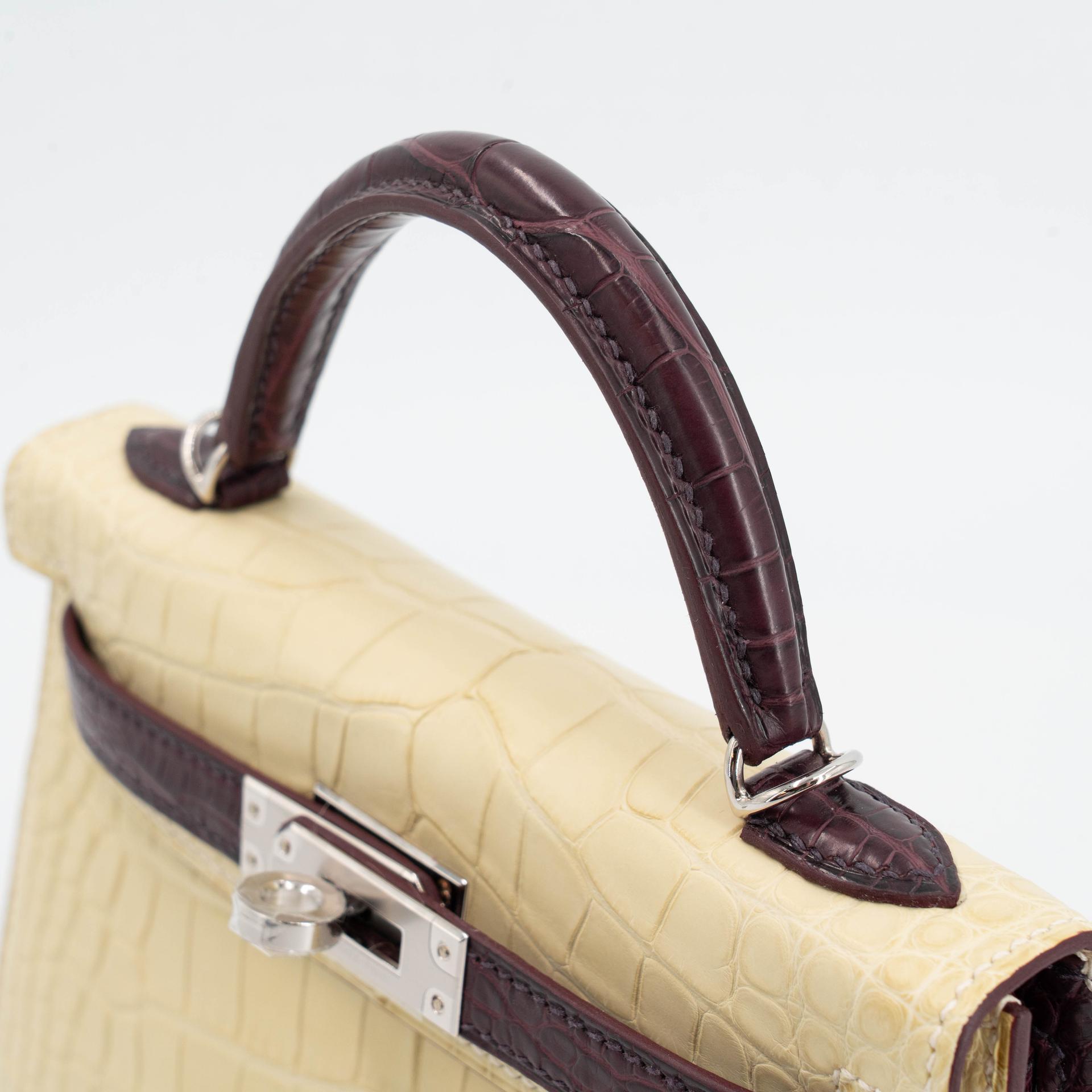 Brand New ( Rank N ) HERMÈS Mini Kelly II Rouge Sellier (0G) Vanille (Y1) Matte Alligator Palladium hardware K (2025) - 3