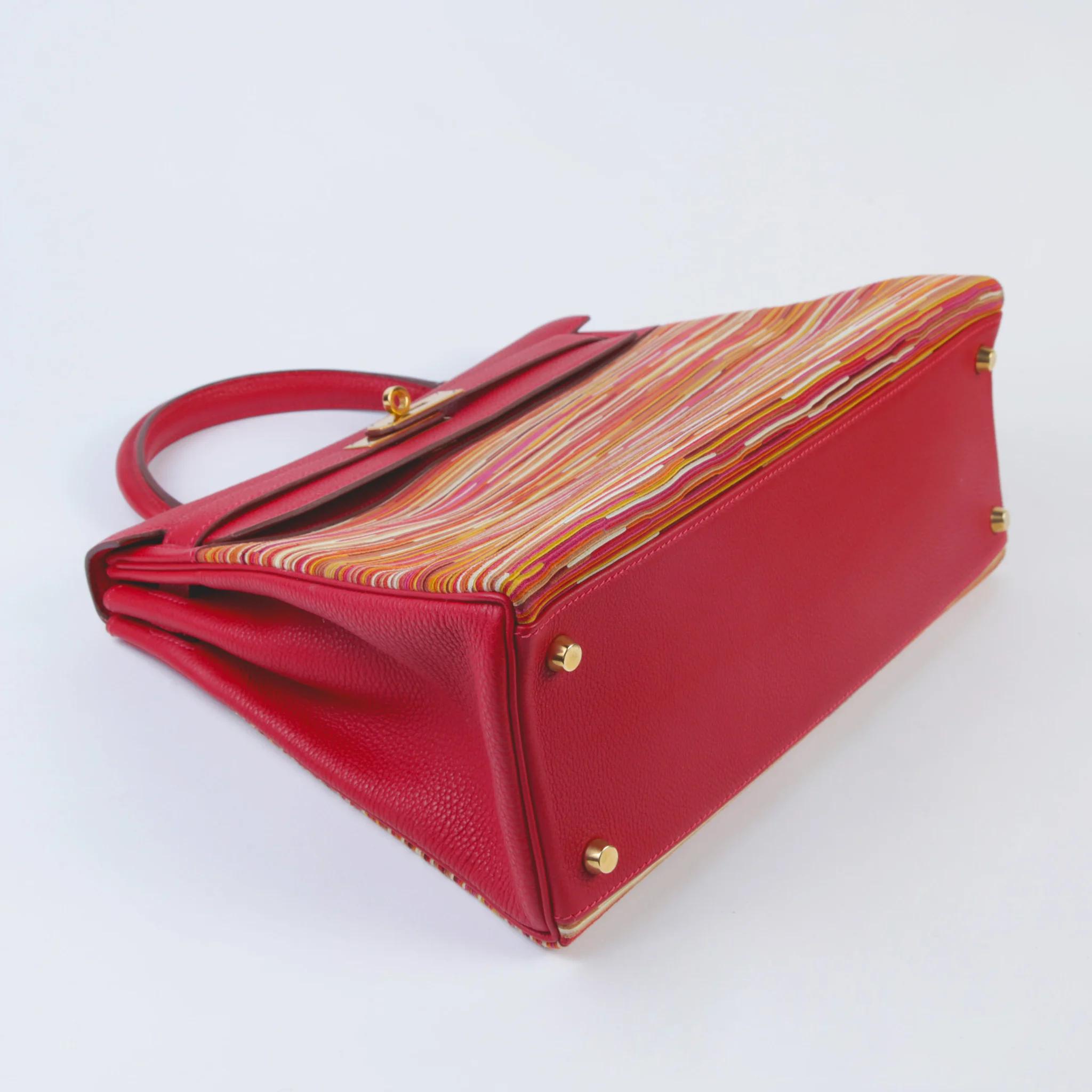 Good ( Rank AB) HERMÈS Kelly 32 Rouge Vif (53) Vibrato Gold hardware Square G (2003) - 4