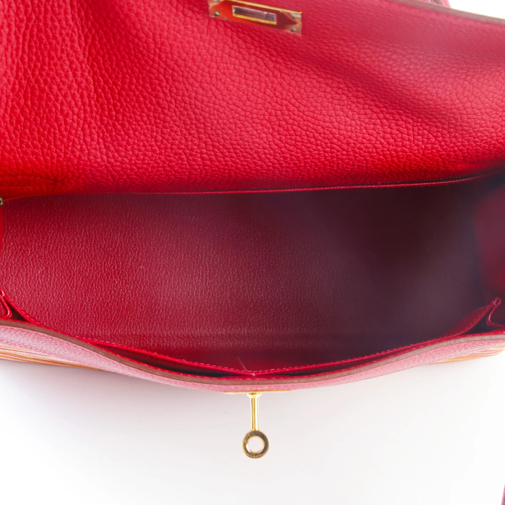 Good ( Rank AB) HERMÈS Kelly 32 Rouge Vif (53) Vibrato Gold hardware Square G (2003) - 13