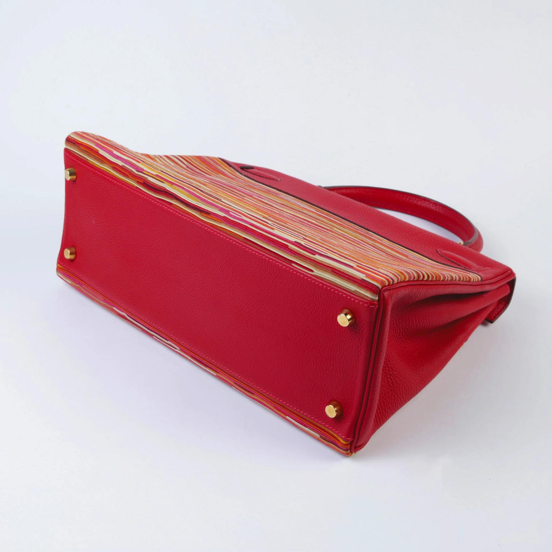 Good ( Rank AB) HERMÈS Kelly 32 Rouge Vif (53) Vibrato Gold hardware Square G (2003) - 7