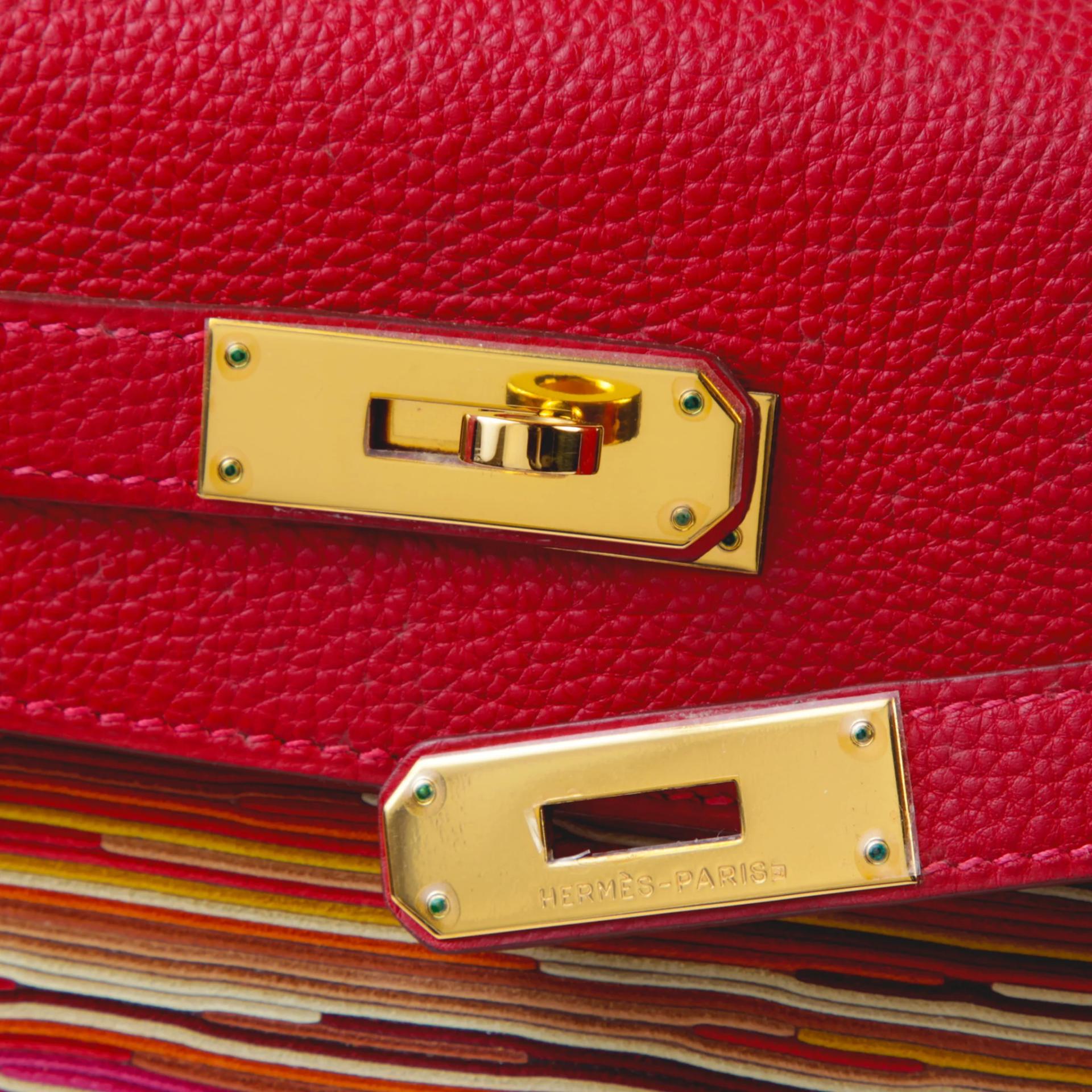 Good ( Rank AB) HERMÈS Kelly 32 Rouge Vif (53) Vibrato Gold hardware Square G (2003) - 8
