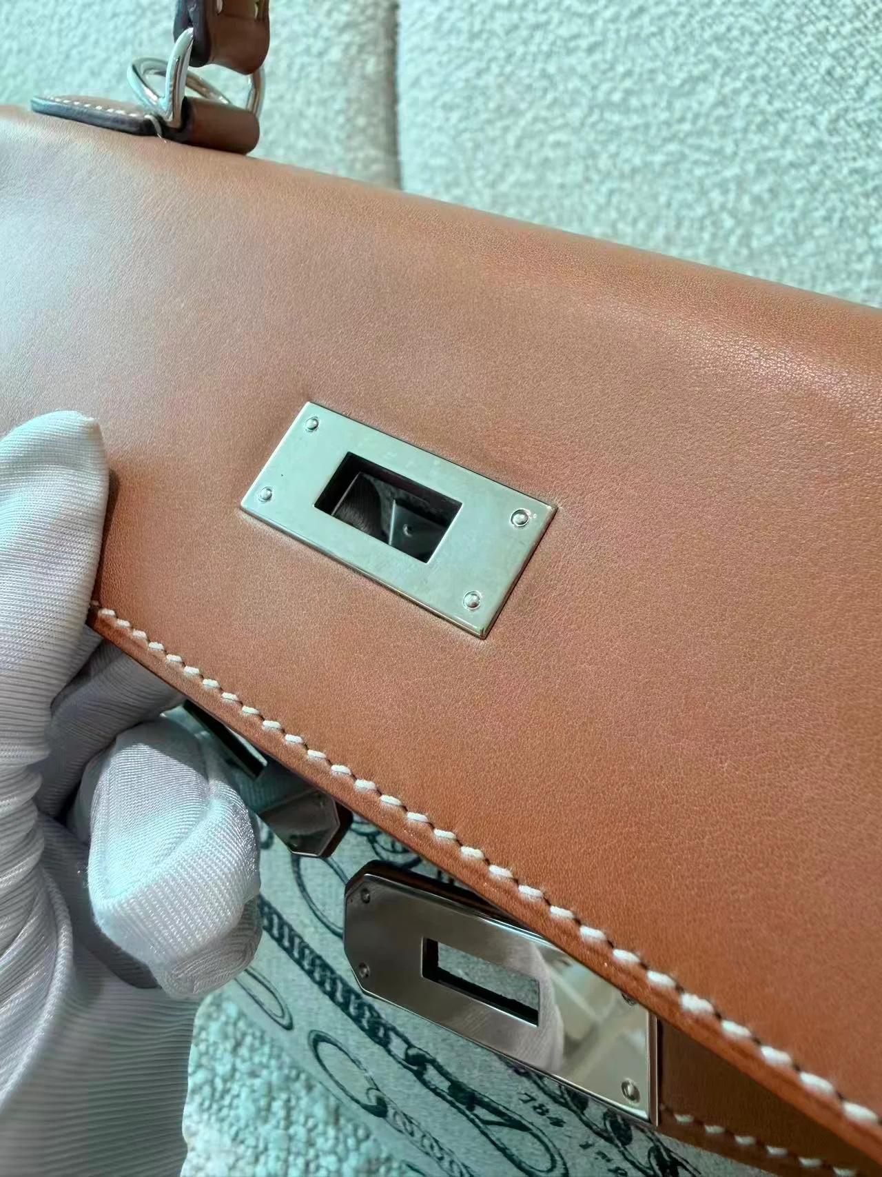 Very Good ( Rank A) HERMÈS Limited Edition Kelly 28 De Camp Dechainee Fauve (34) Barenia Toile Camp canvas Palladium hardware A (2017) - 18