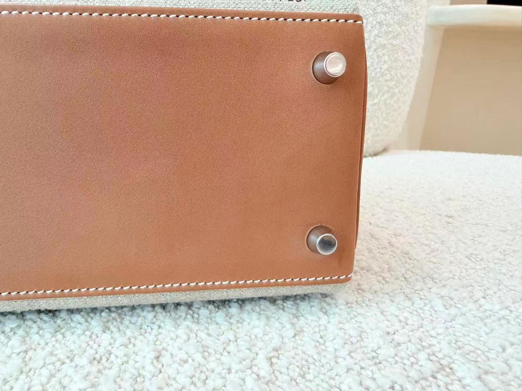 Very Good ( Rank A) HERMÈS Limited Edition Kelly 28 De Camp Dechainee Fauve (34) Barenia Toile Camp canvas Palladium hardware A (2017) - 11