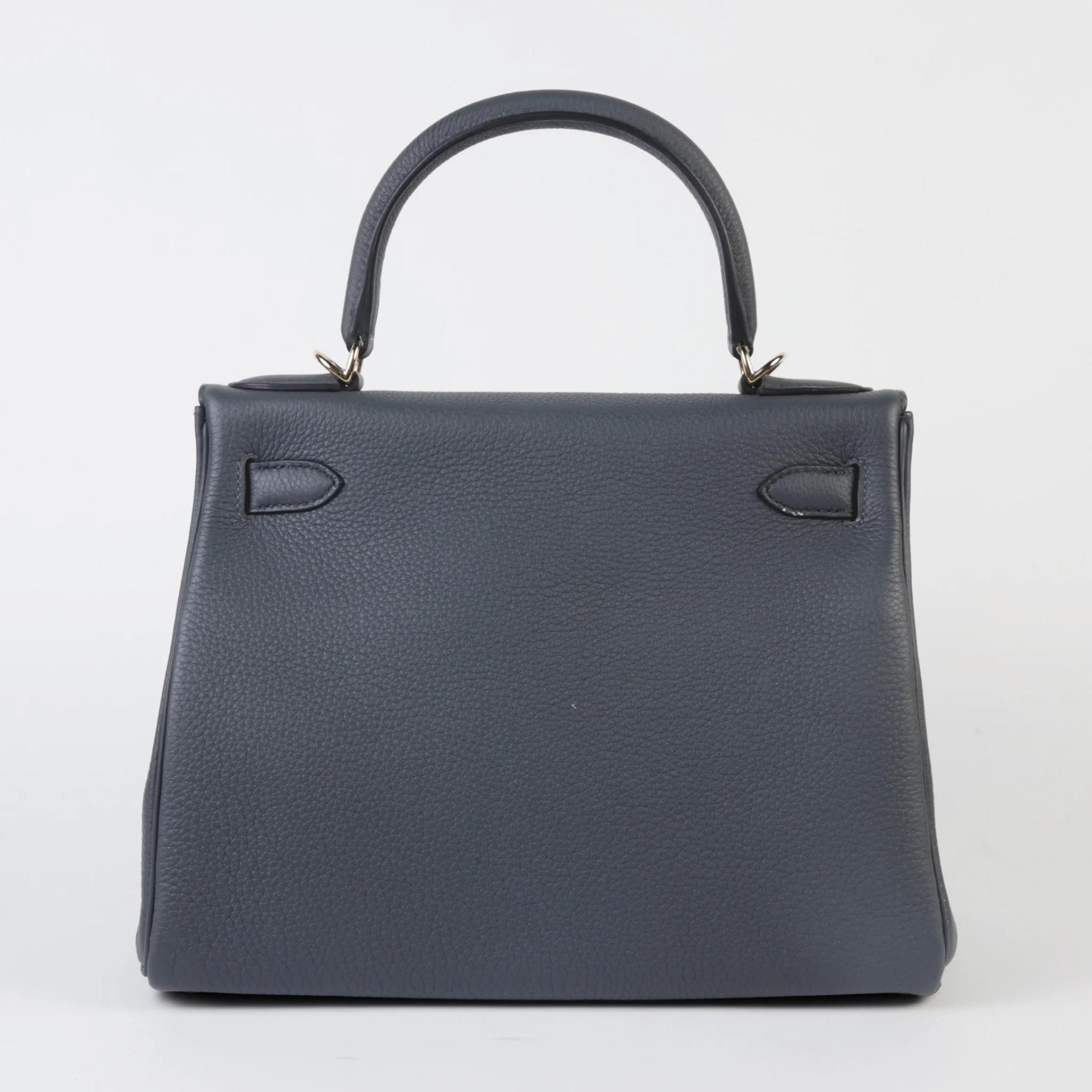 Unused ( Rank NS ) HERMÈS Kelly 28 Gris misty (H0) Togo Permabrass hardware W (2024) - 2