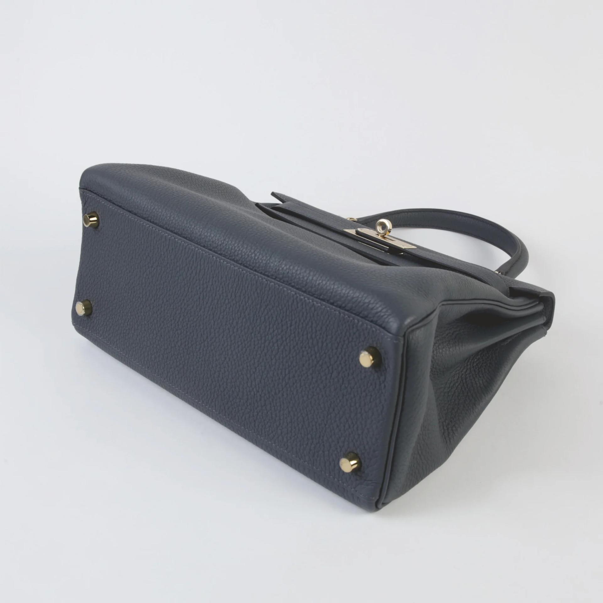 Unused ( Rank NS ) HERMÈS Kelly 28 Gris misty (H0) Togo Permabrass hardware W (2024) - 5