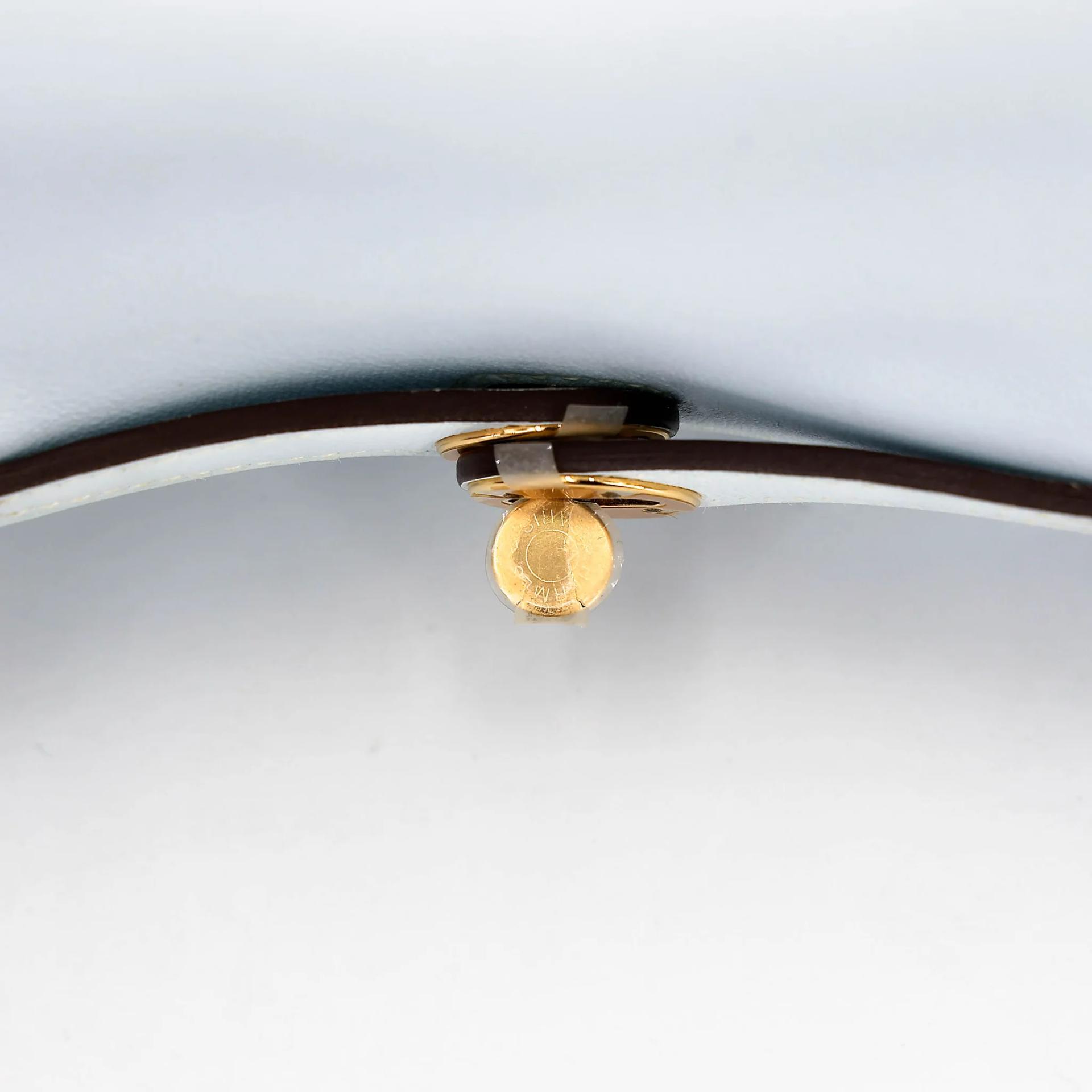 Very Good ( Rank A) HERMÈS Mini Lindy Bleu Brume (T0) Swift Gold hardware Z (2021) - 20
