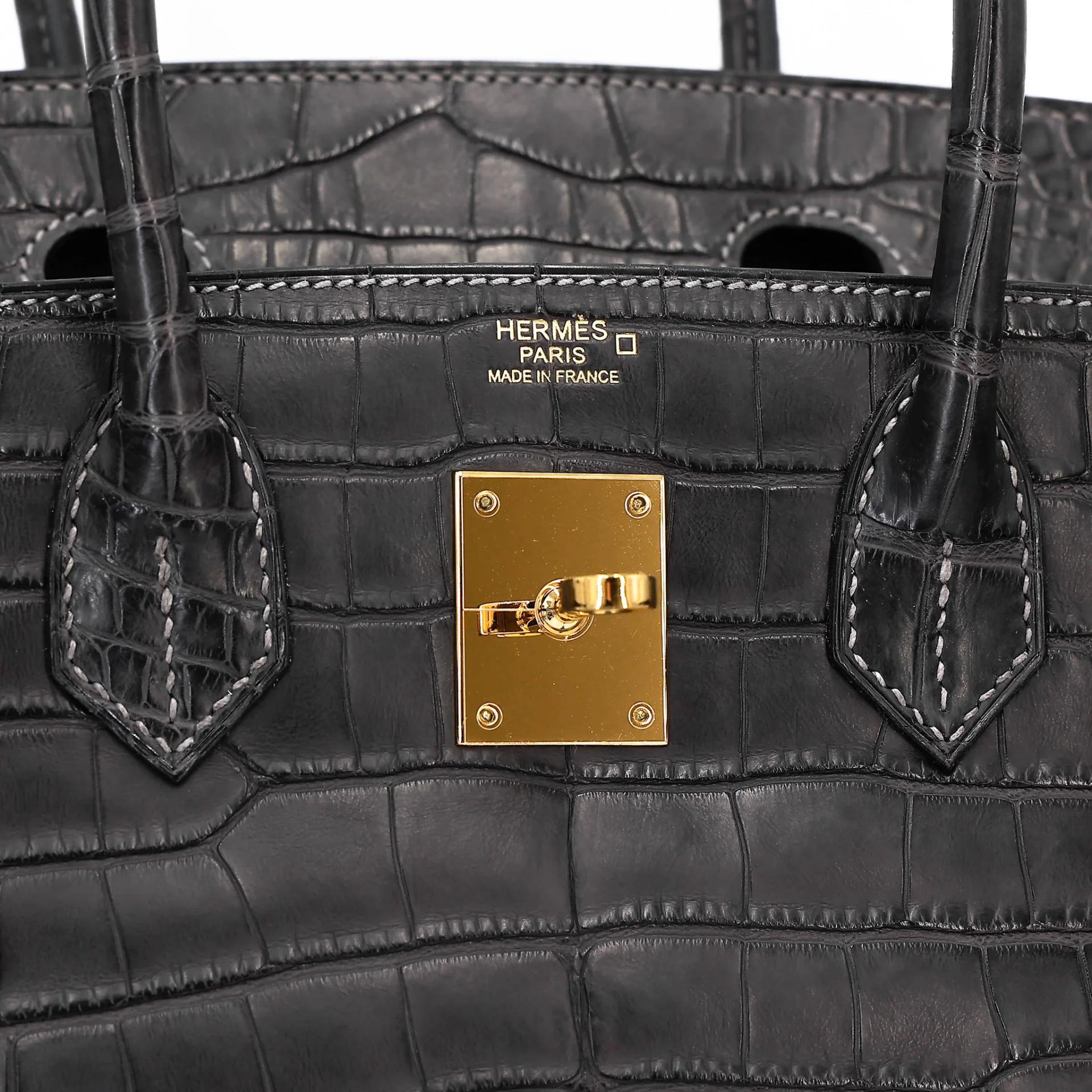 Excellent ( Rank SA ) HERMÈS Birkin 30 Graphite (88) Matte Alligator Gold hardware A (2017) - 17