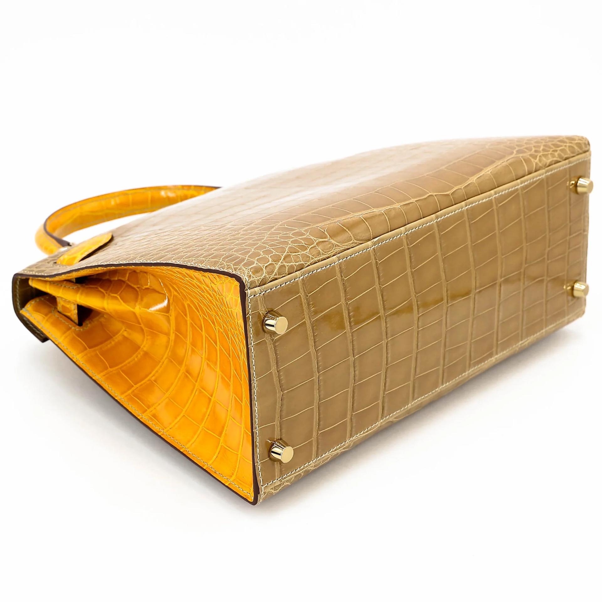 Unused ( Rank NS ) HERMÈS Special Order Kelly 28 Sellier Ficelle (17) Jaune Ambre (9D) Shiny Alligator Permabrass hardware U (2022) - 7