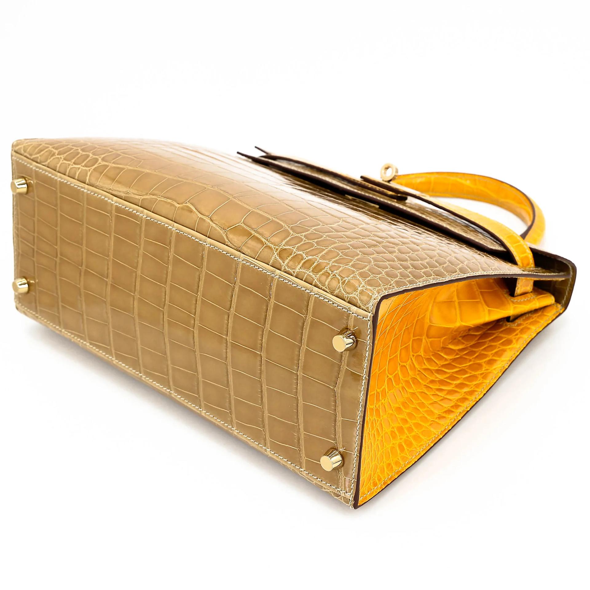 Unused ( Rank NS ) HERMÈS Special Order Kelly 28 Sellier Ficelle (17) Jaune Ambre (9D) Shiny Alligator Permabrass hardware U (2022) - 4