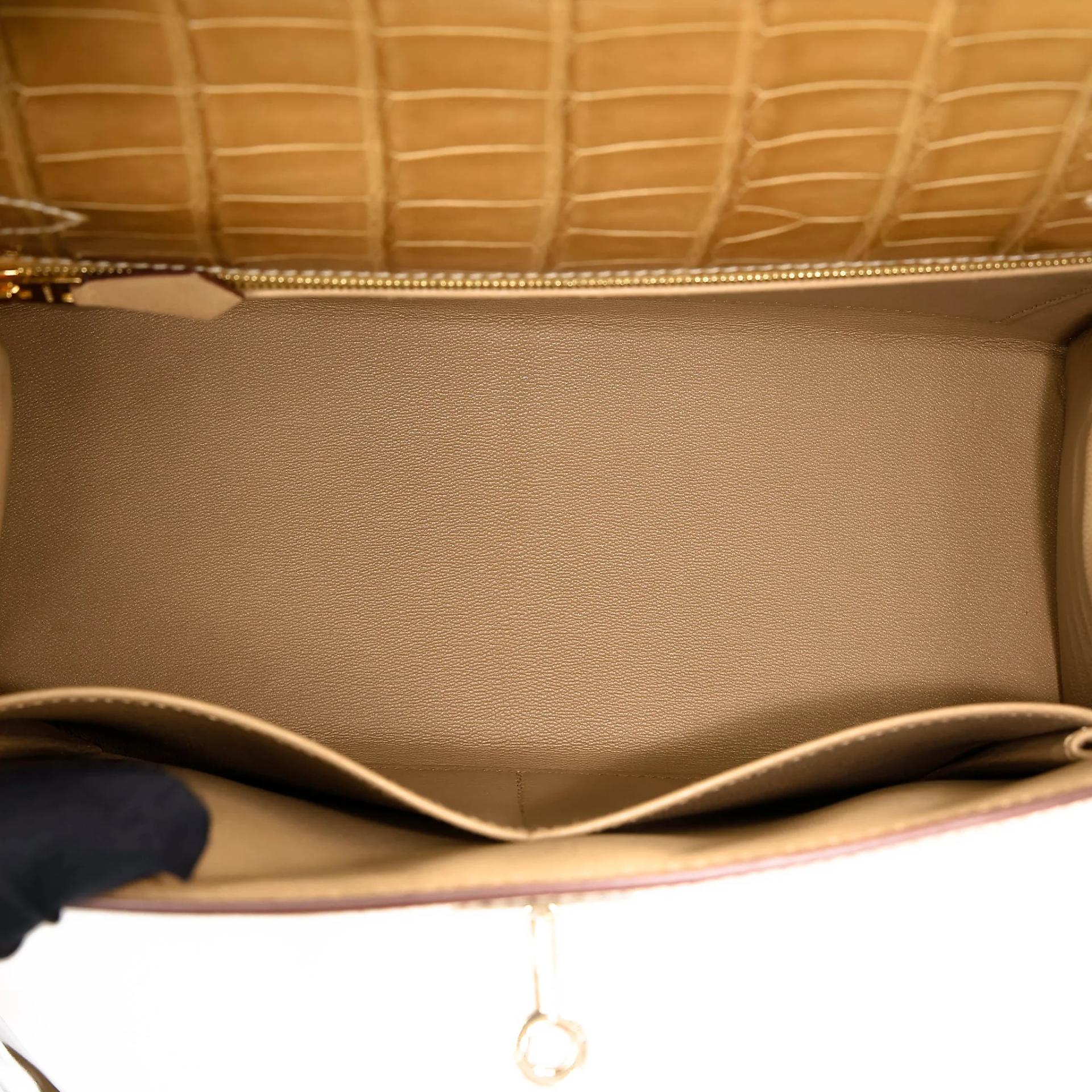 Unused ( Rank NS ) HERMÈS Special Order Kelly 28 Sellier Ficelle (17) Jaune Ambre (9D) Shiny Alligator Permabrass hardware U (2022) - 24