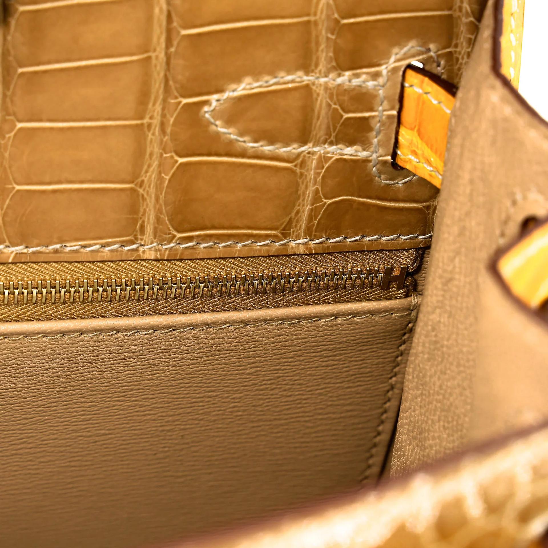 Unused ( Rank NS ) HERMÈS Special Order Kelly 28 Sellier Ficelle (17) Jaune Ambre (9D) Shiny Alligator Permabrass hardware U (2022) - 15