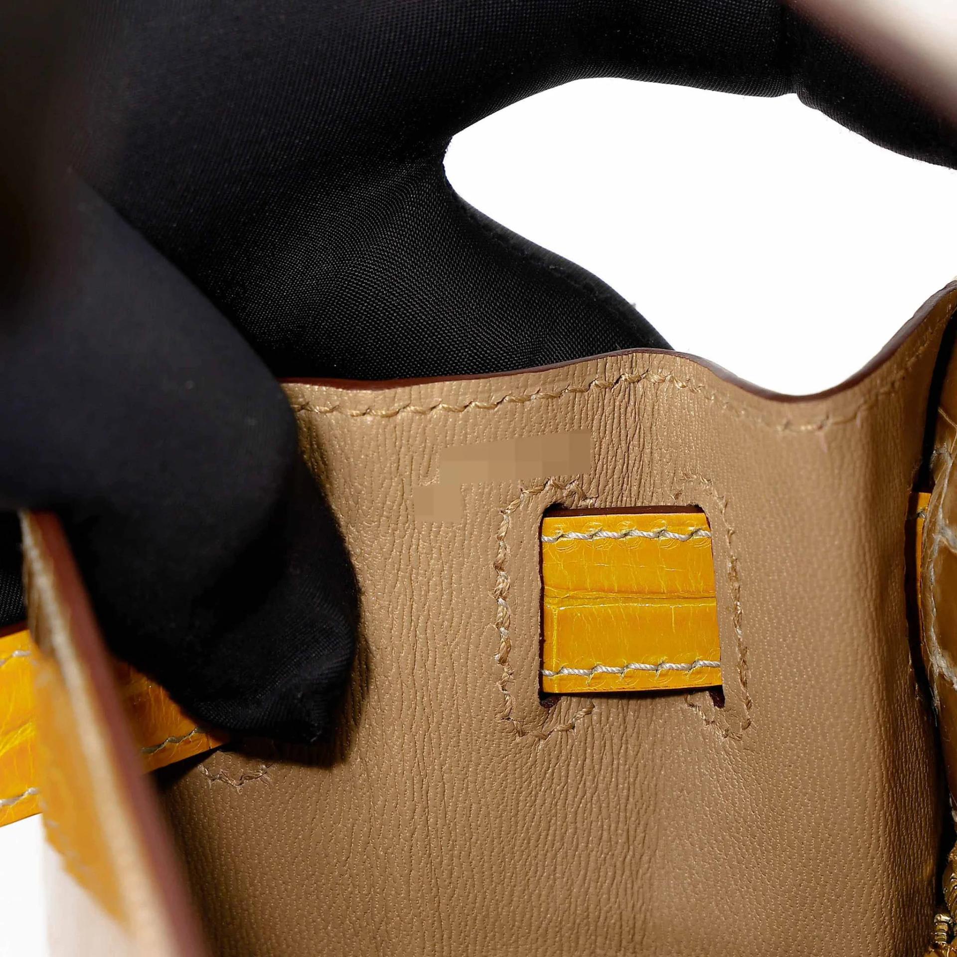 Unused ( Rank NS ) HERMÈS Special Order Kelly 28 Sellier Ficelle (17) Jaune Ambre (9D) Shiny Alligator Permabrass hardware U (2022) - 16